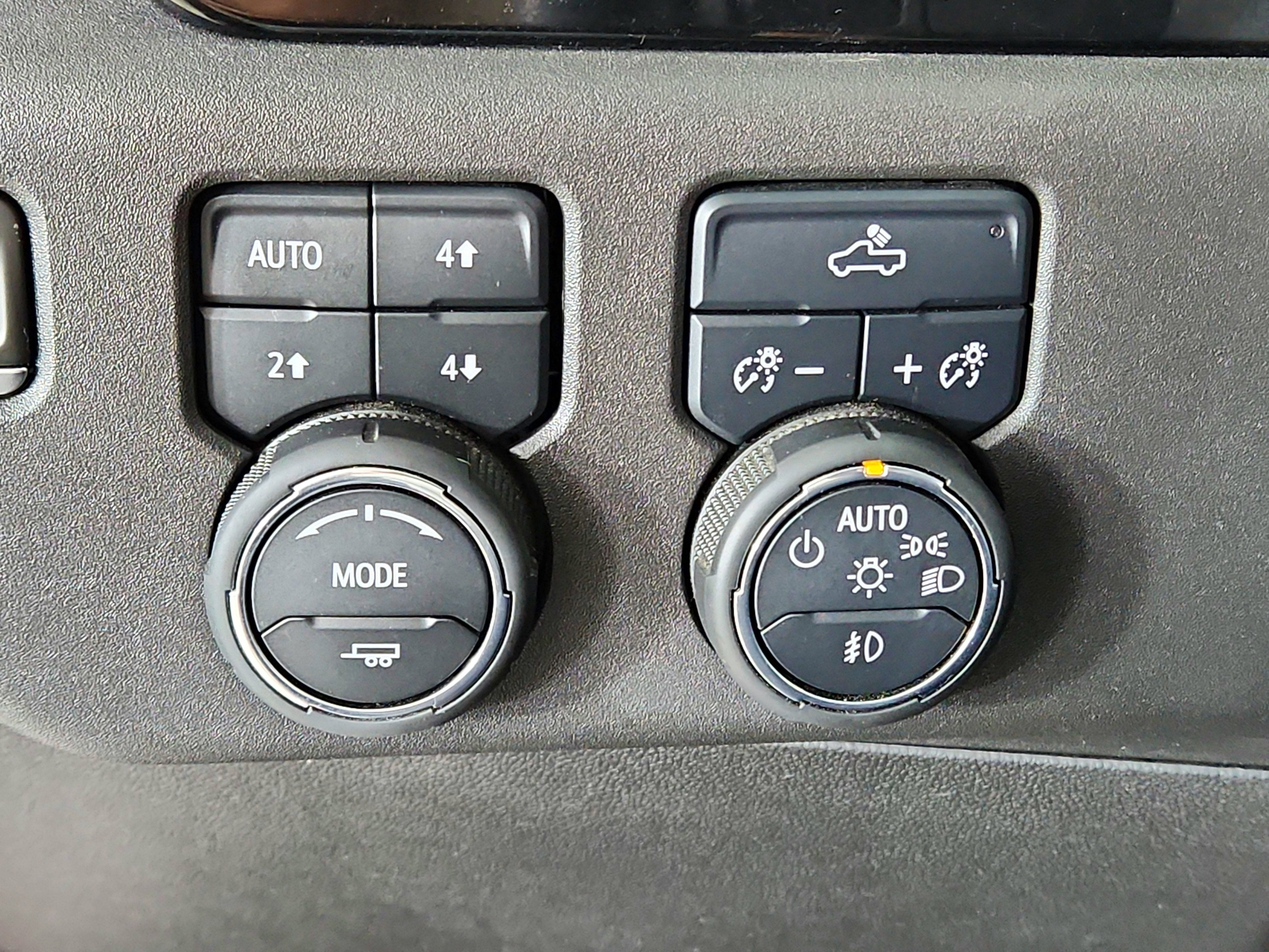 2023 Chevrolet Silverado 1500 4WD Crew Cab Short Bed RST