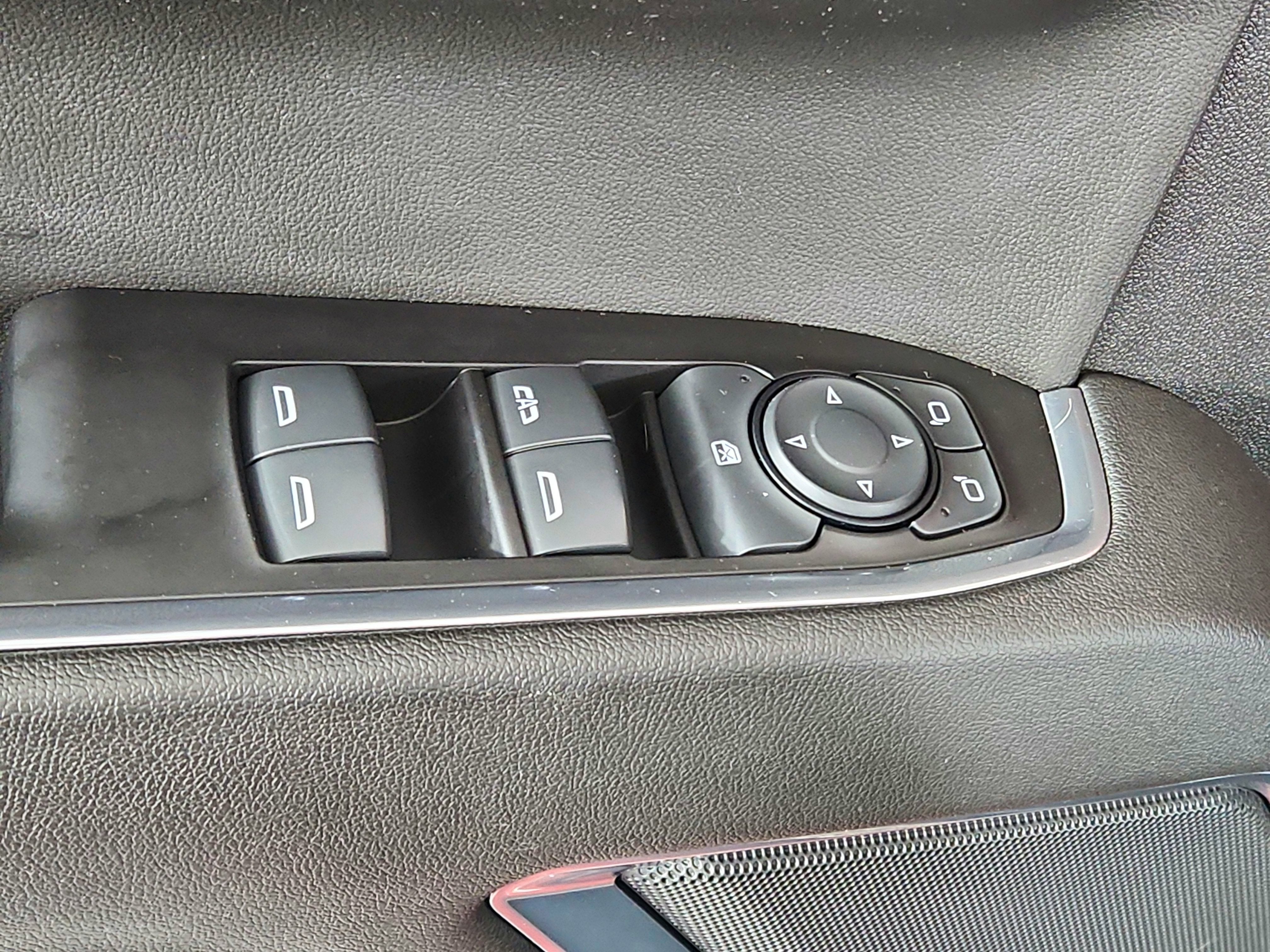 2023 Chevrolet Silverado 1500 4WD Crew Cab Short Bed RST