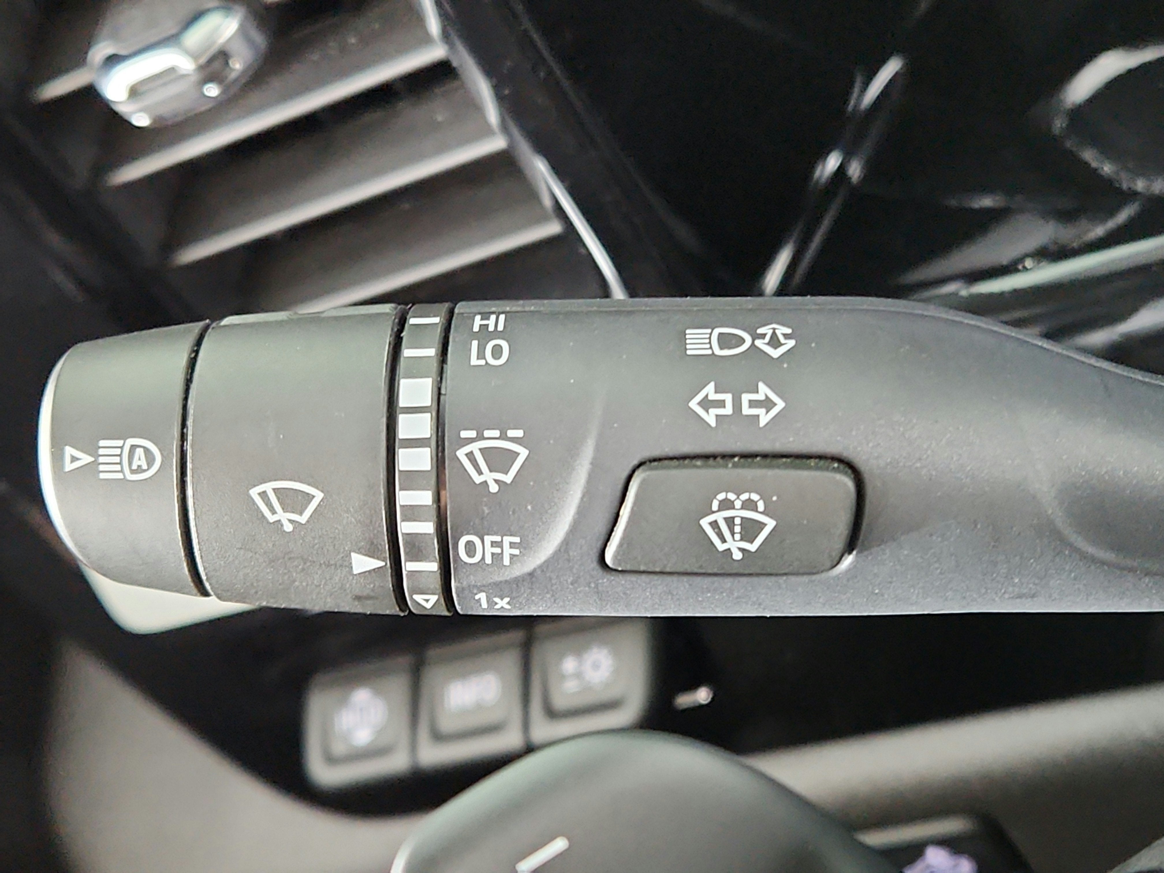 2025 Chevrolet Silverado 1500 4WD Crew Cab Short Bed ZR2