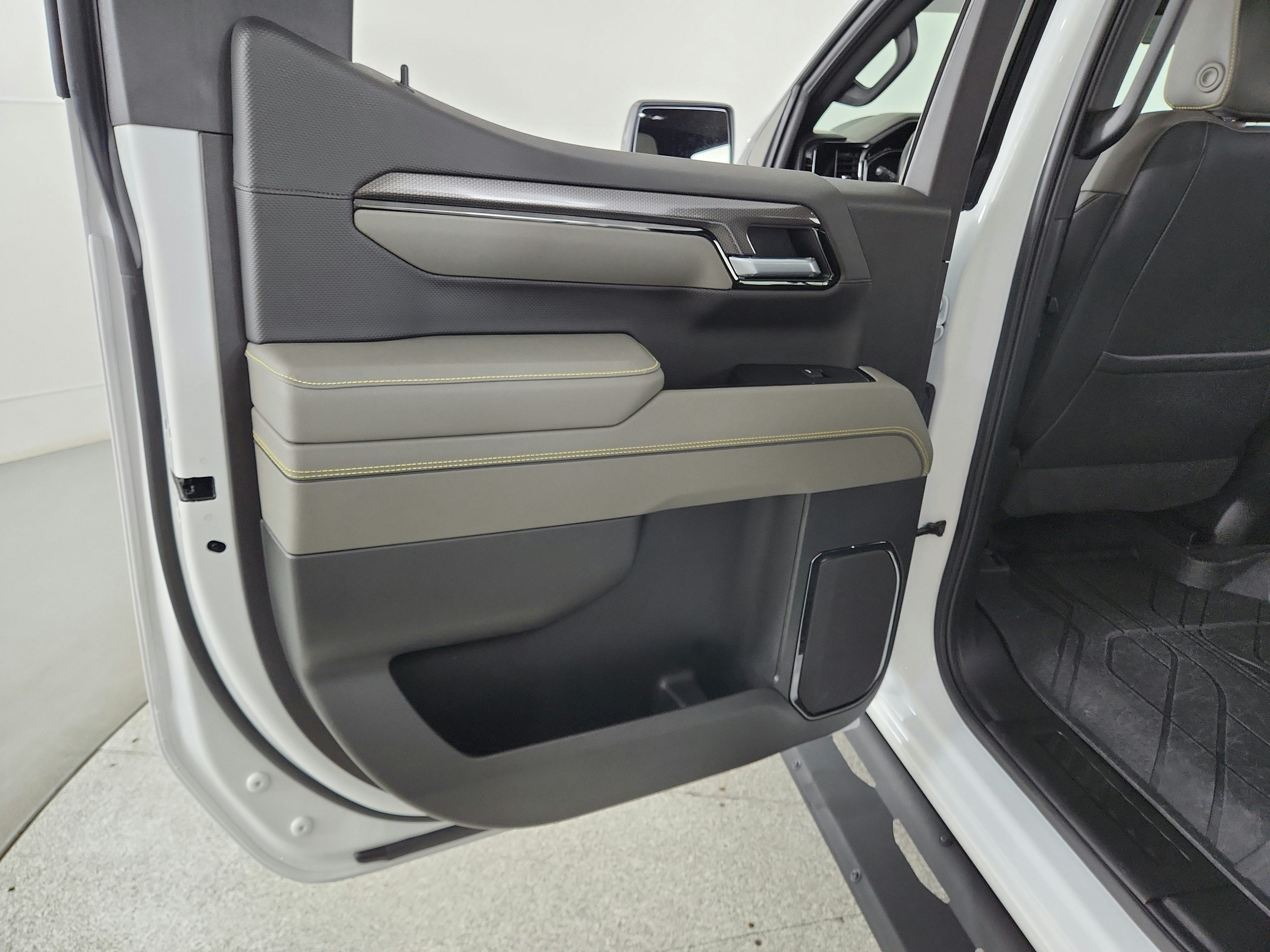2025 Chevrolet Silverado 1500 4WD Crew Cab Short Bed ZR2