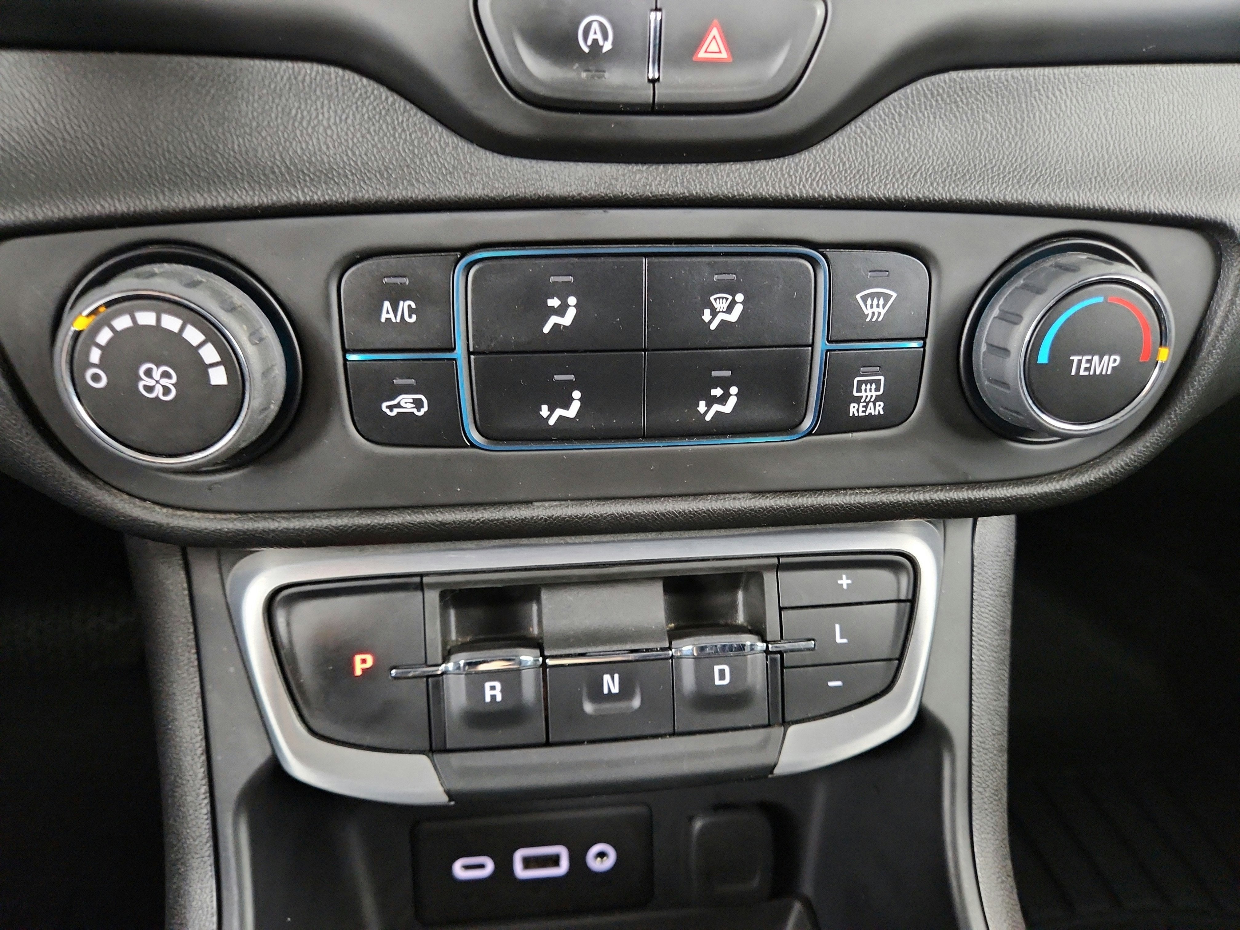 2024 GMC Terrain FWD SLE