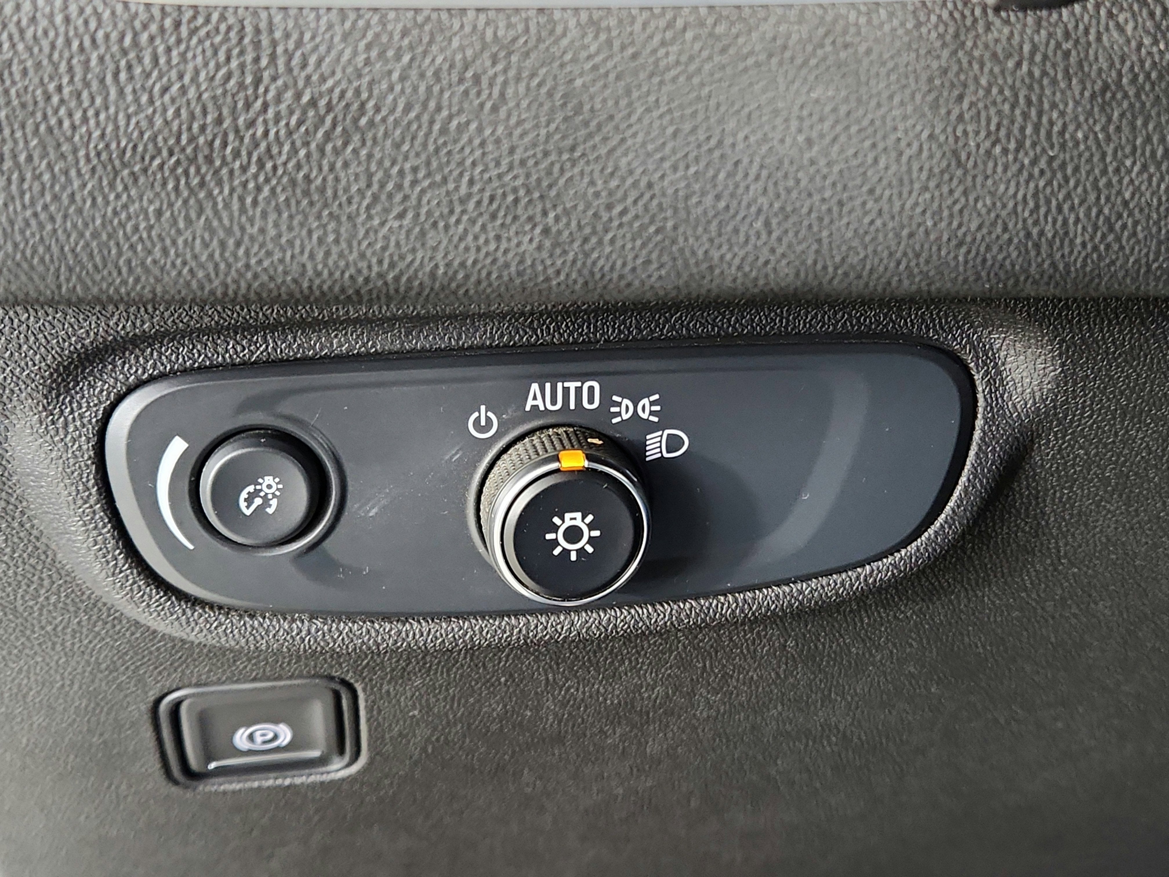 2024 GMC Terrain FWD SLE
