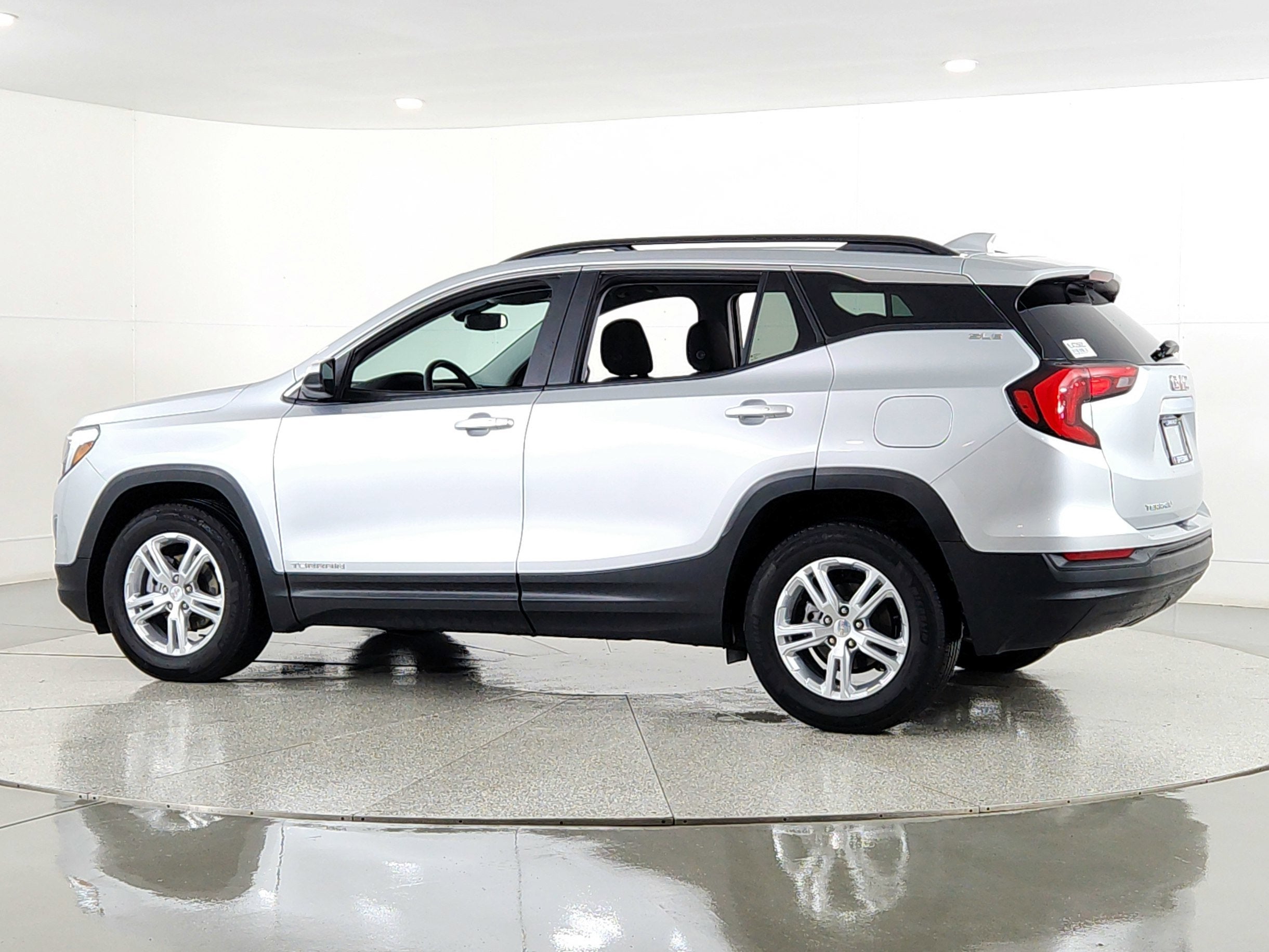 2021 GMC Terrain FWD SLE