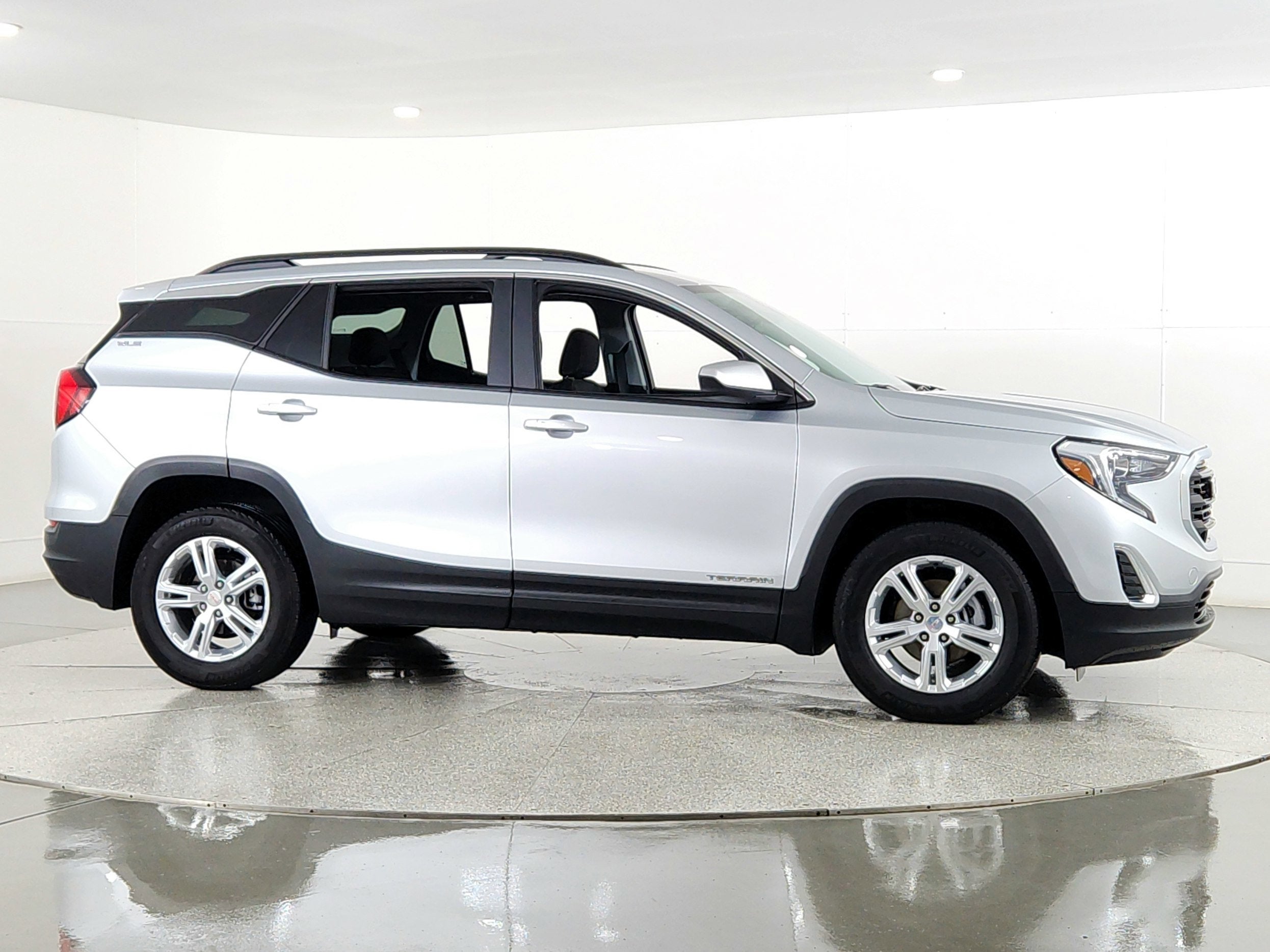 2021 GMC Terrain FWD SLE