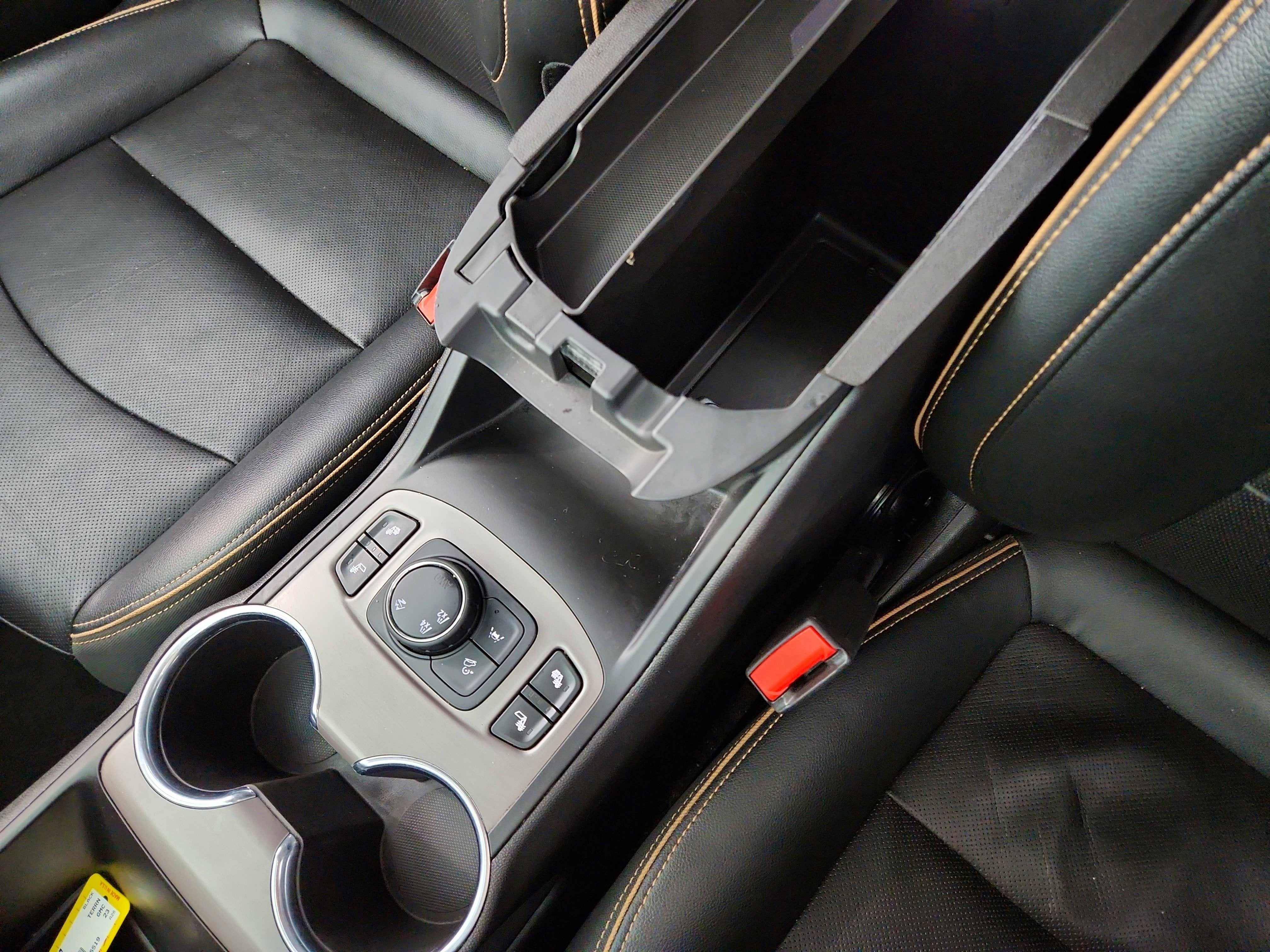 2023 GMC Terrain AWD AT4