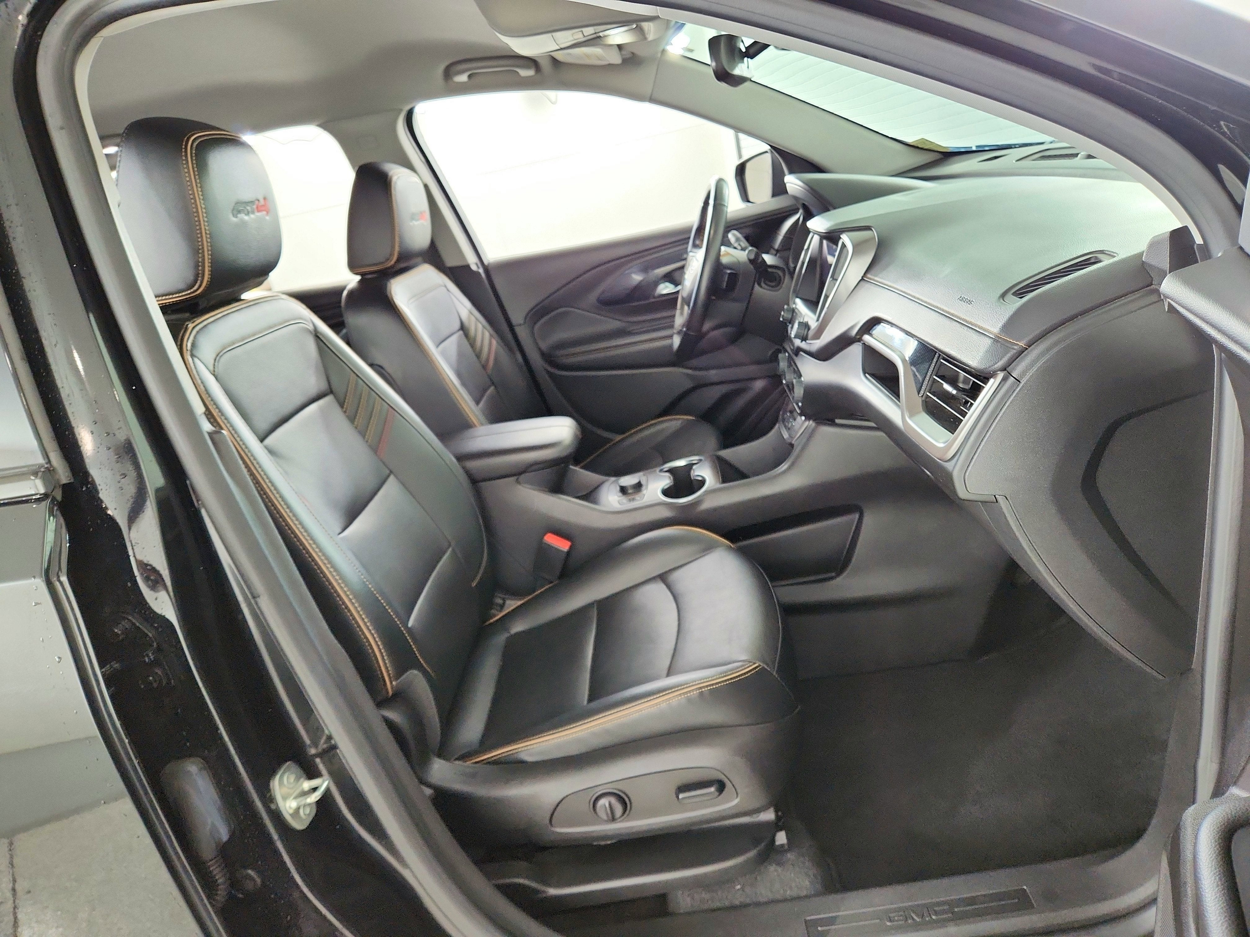 2023 GMC Terrain AWD AT4