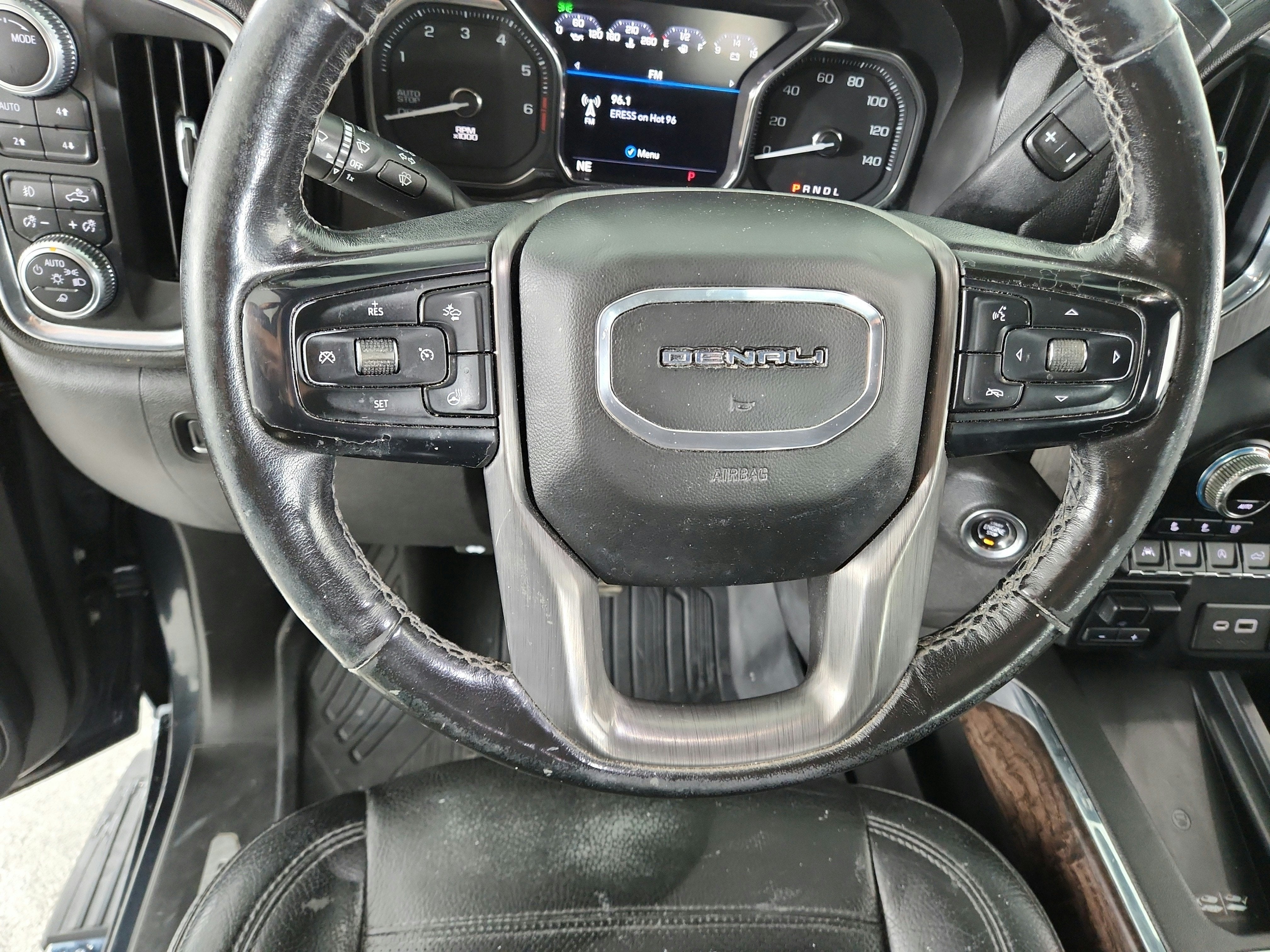 2020 GMC Sierra 1500 4WD Crew Cab Short Box Denali