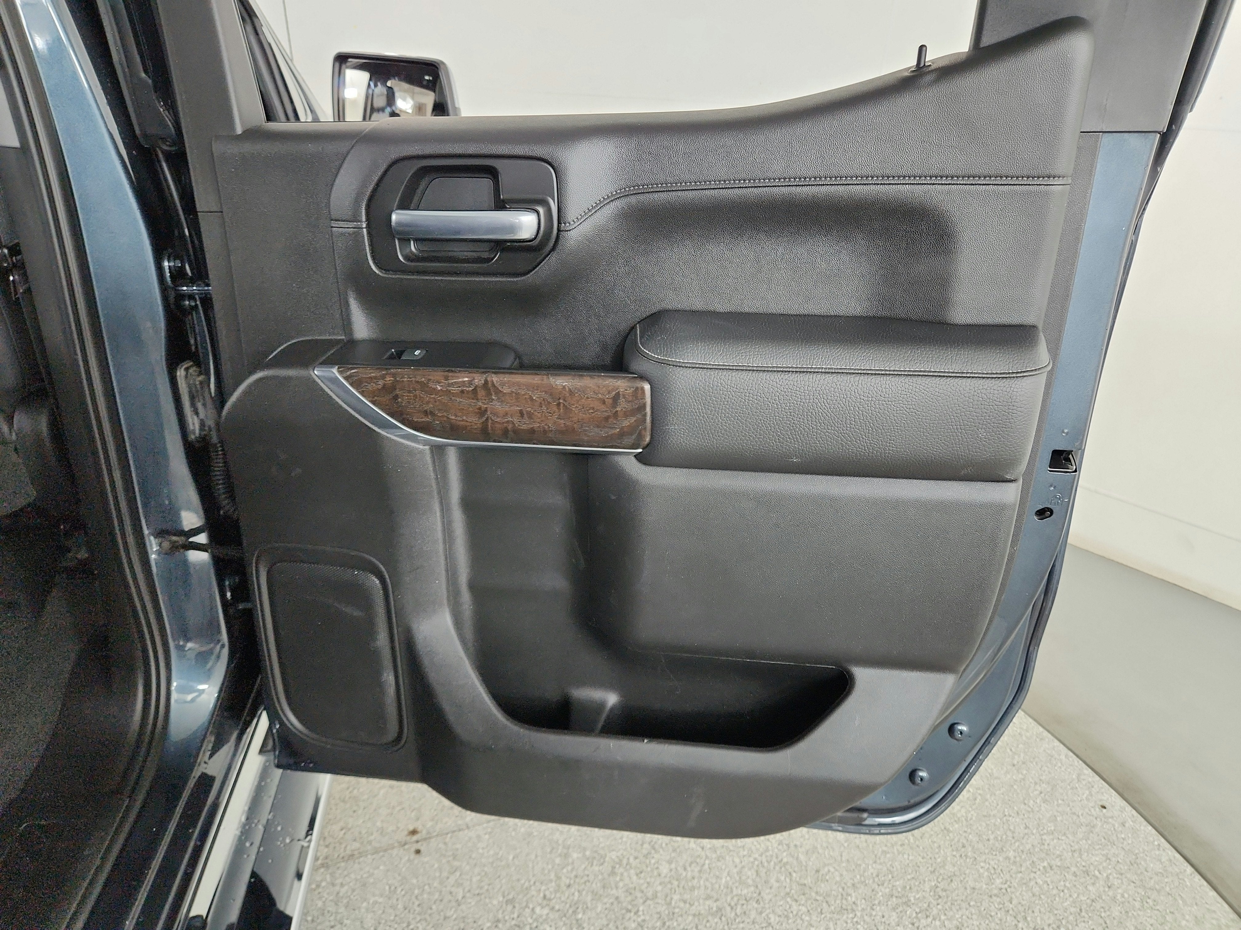 2020 GMC Sierra 1500 4WD Crew Cab Short Box Denali