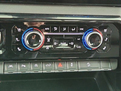 2025 GMC Sierra 1500 4WD Crew Cab Short Box AT4