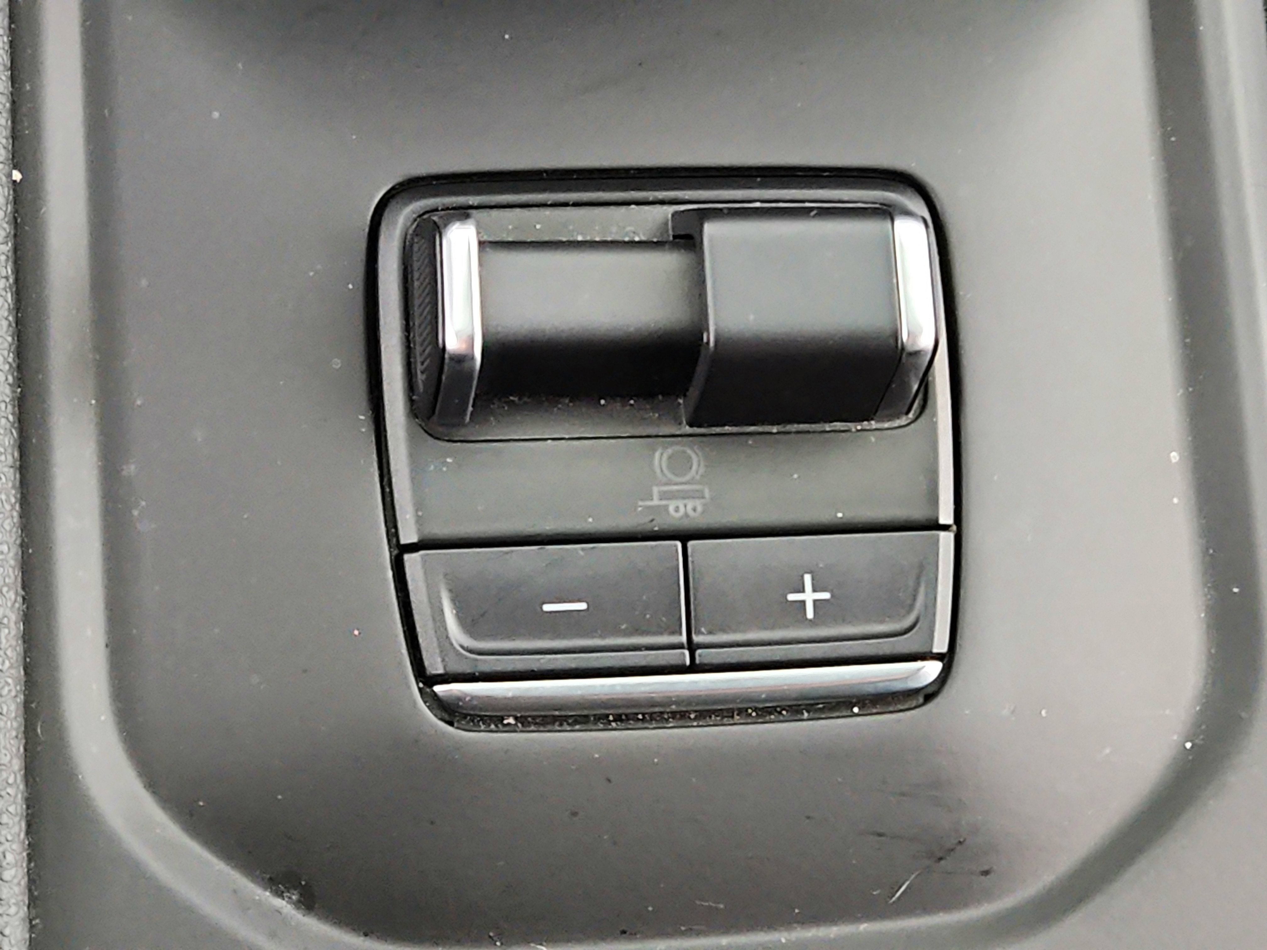 2025 GMC Sierra 1500 4WD Crew Cab Short Box AT4