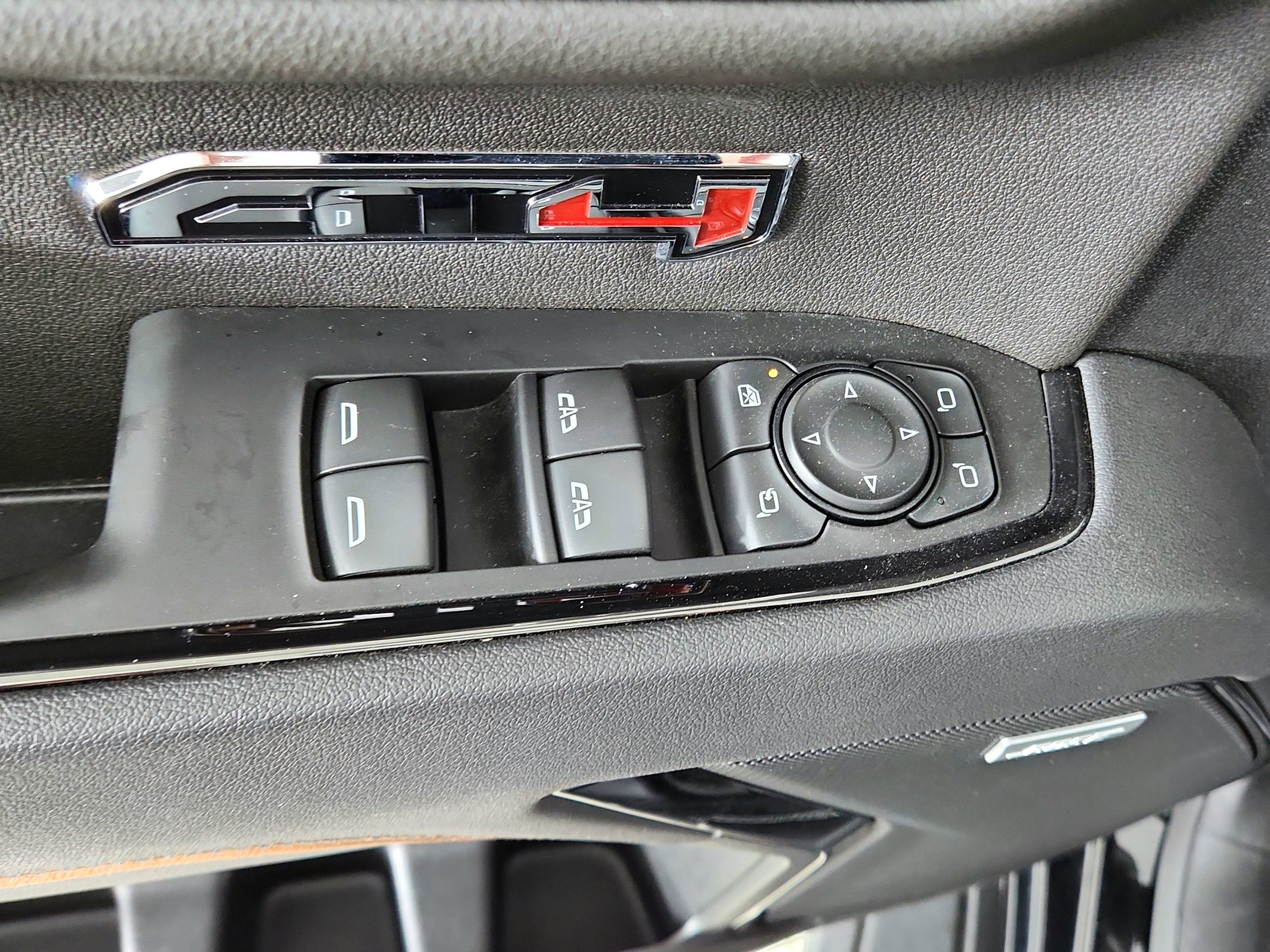 2025 GMC Sierra 1500 4WD Crew Cab Short Box AT4