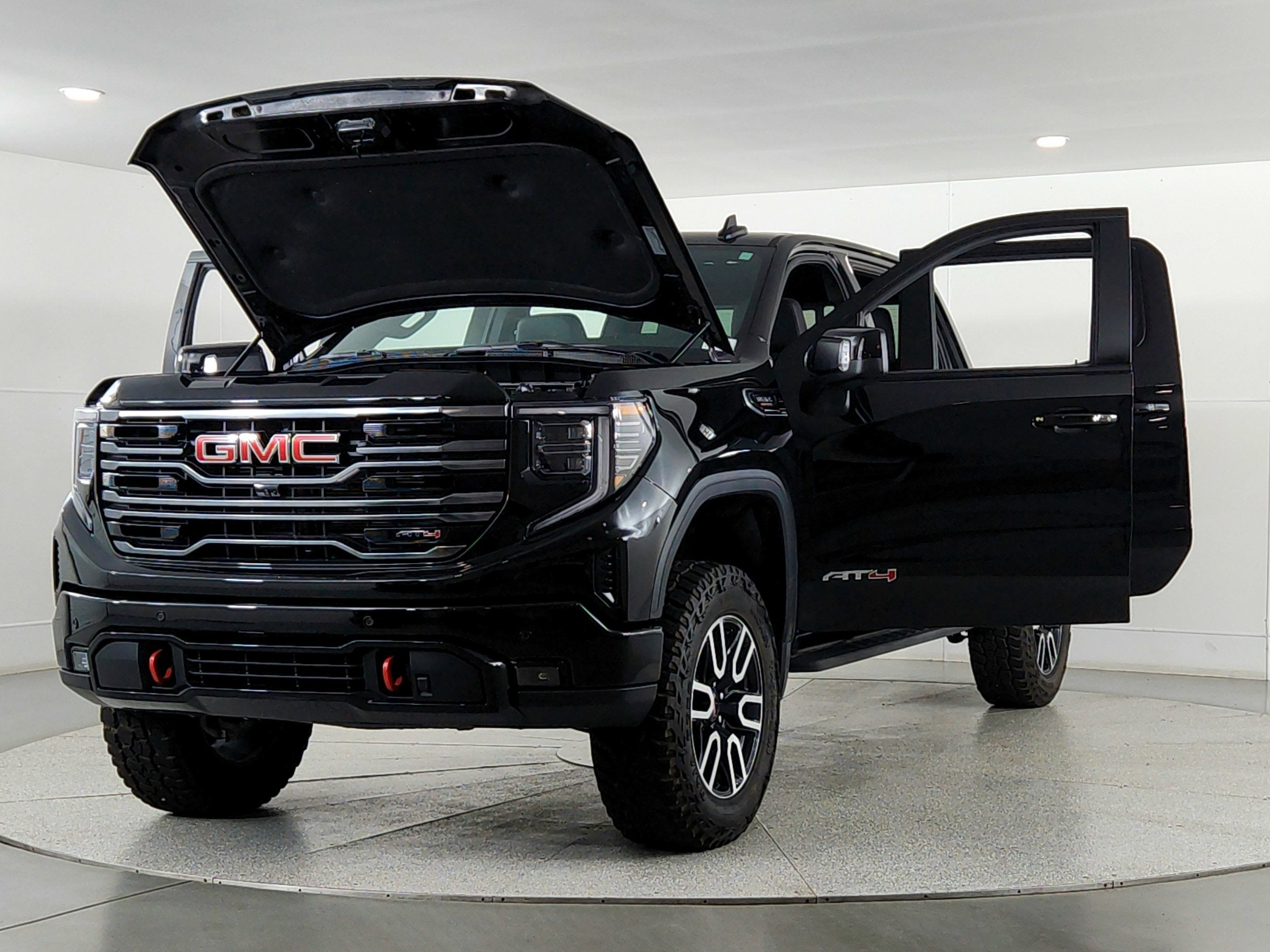 2025 GMC Sierra 1500 4WD Crew Cab Short Box AT4