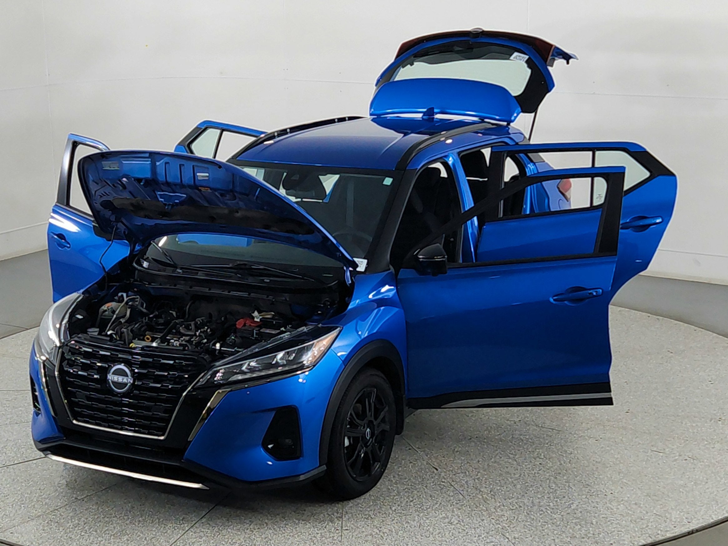 2024 Nissan Kicks SR Xtronic CVT