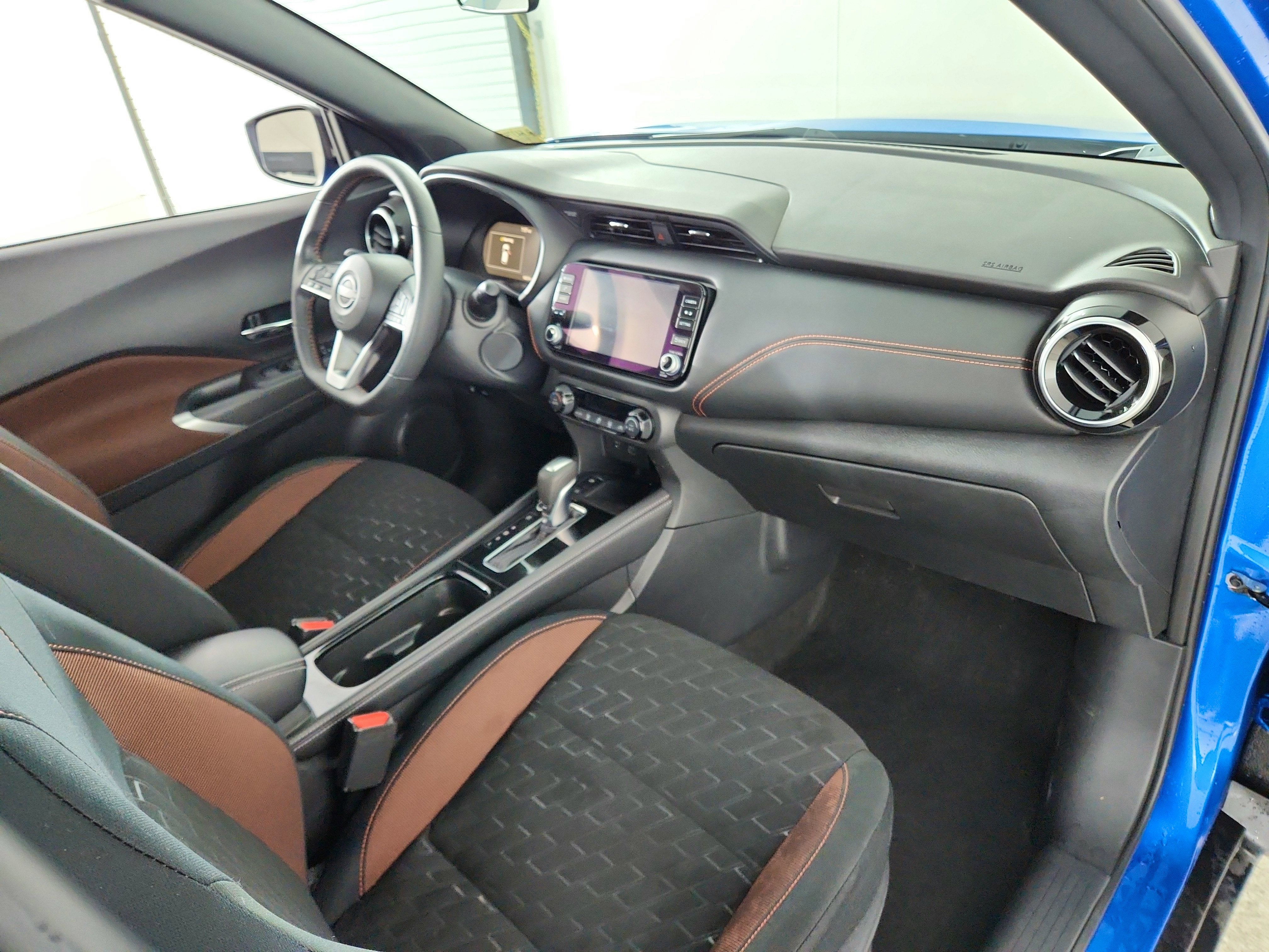 2024 Nissan Kicks SR Xtronic CVT