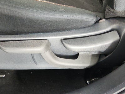 2024 Nissan Kicks SR Xtronic CVT