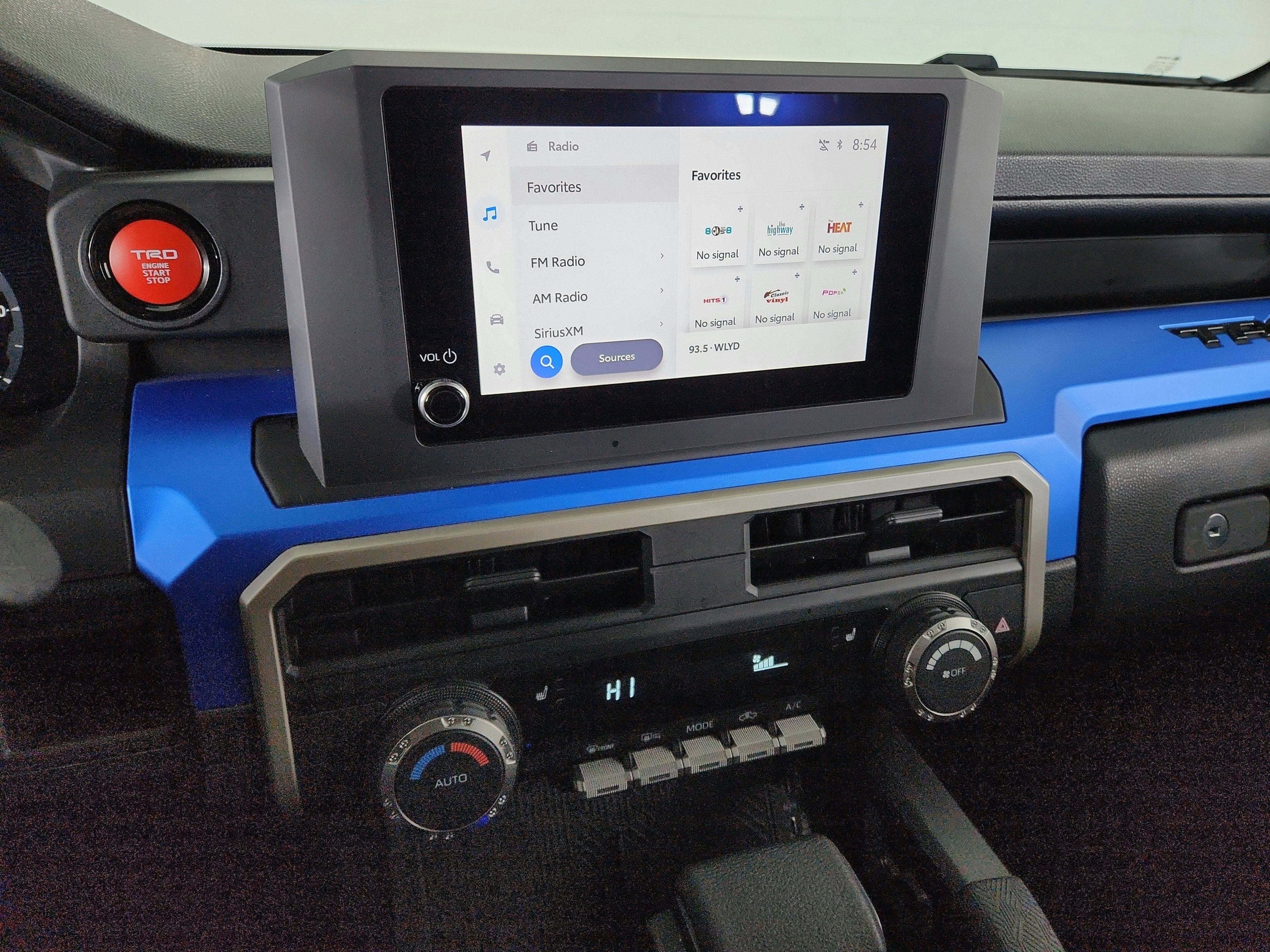 2025 Toyota Tacoma 4WD SR5