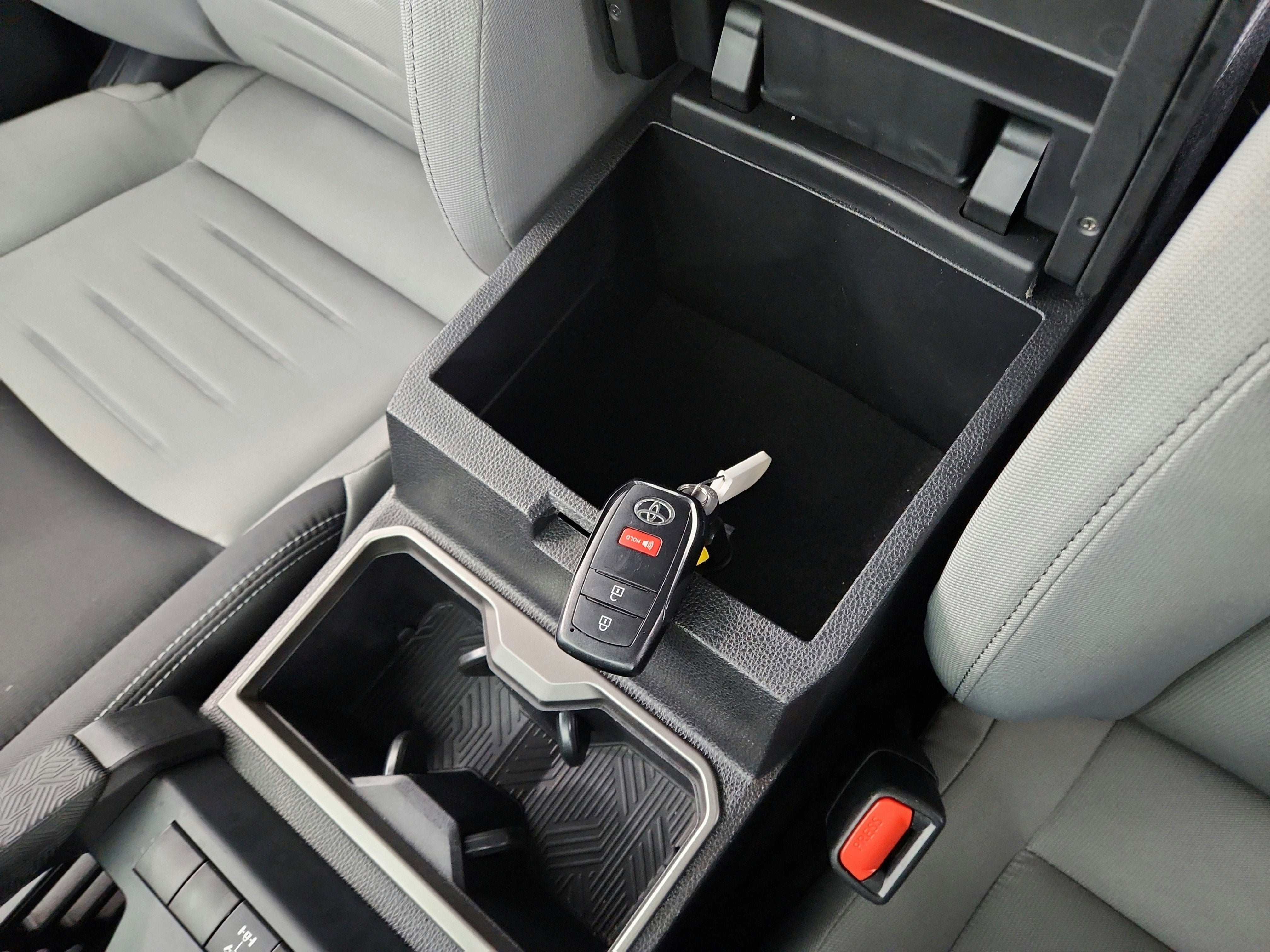 2025 Toyota Tacoma 4WD SR5