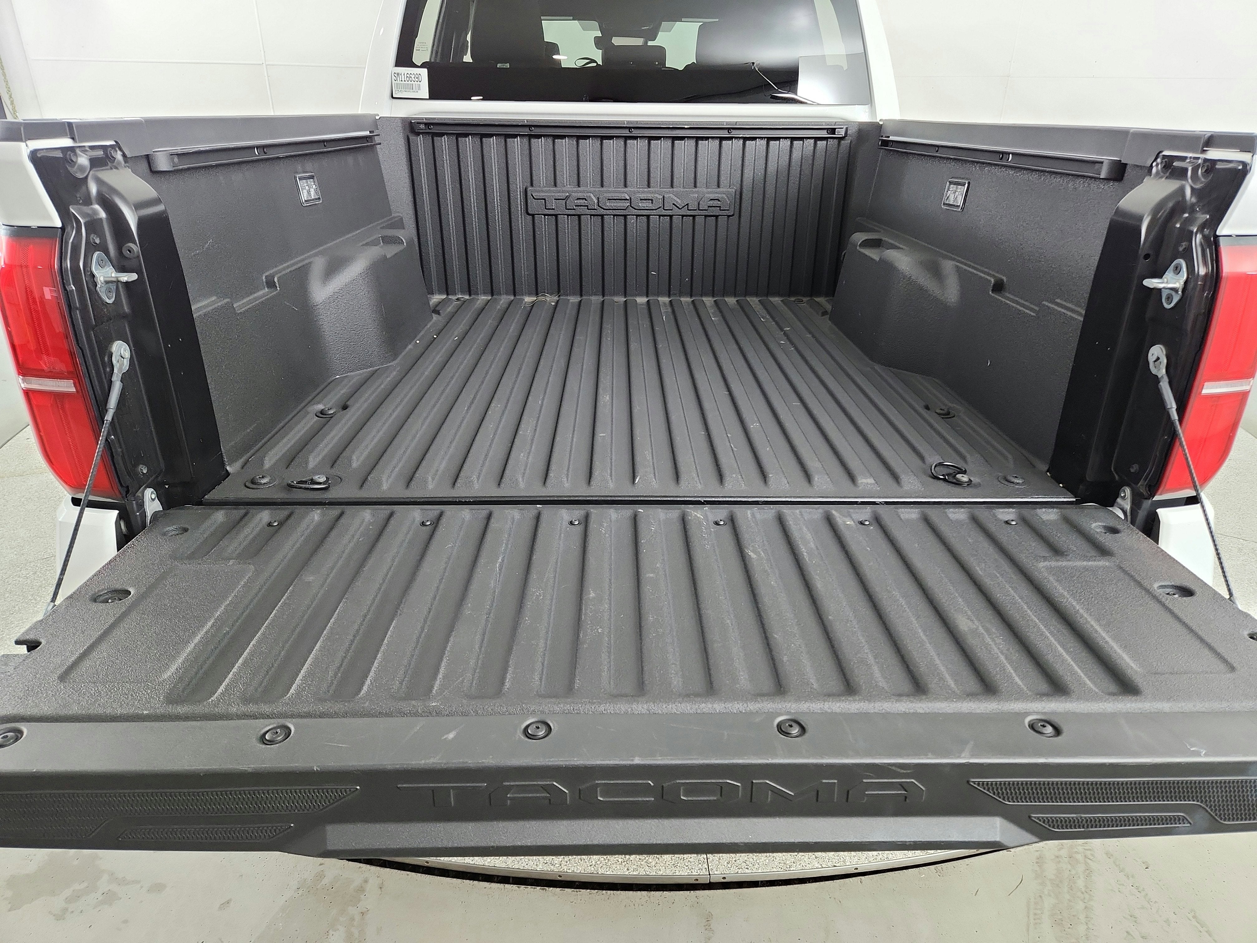 2025 Toyota Tacoma 4WD SR5