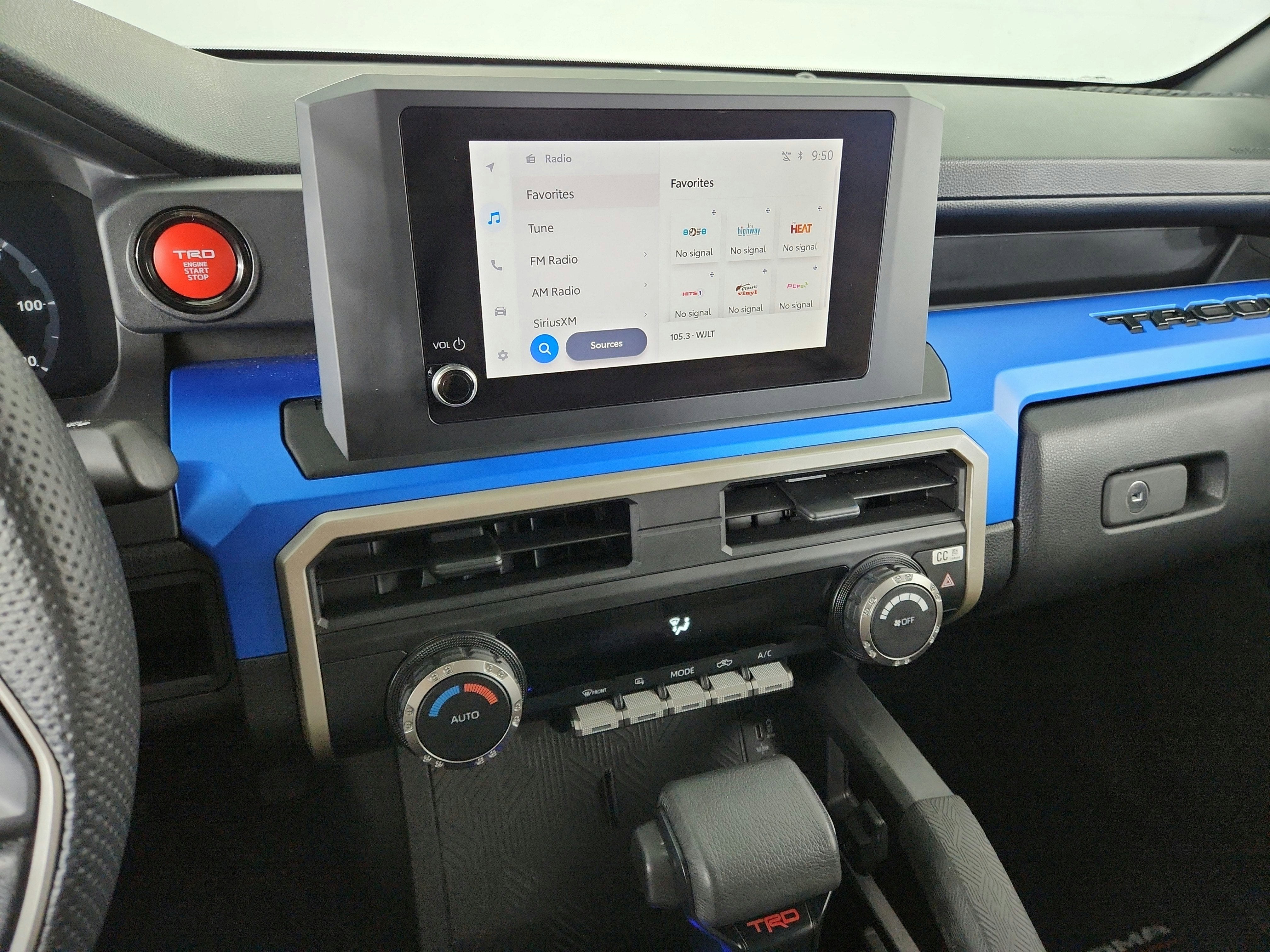 2025 Toyota Tacoma 4WD SR5