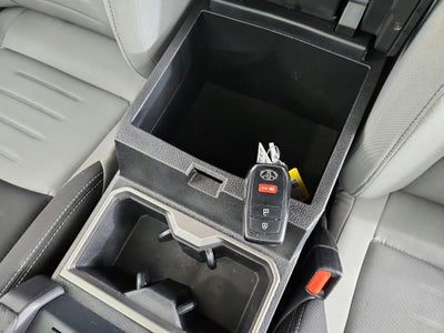 2025 Toyota Tacoma 4WD SR5