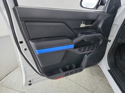 2025 Toyota Tacoma 4WD SR5