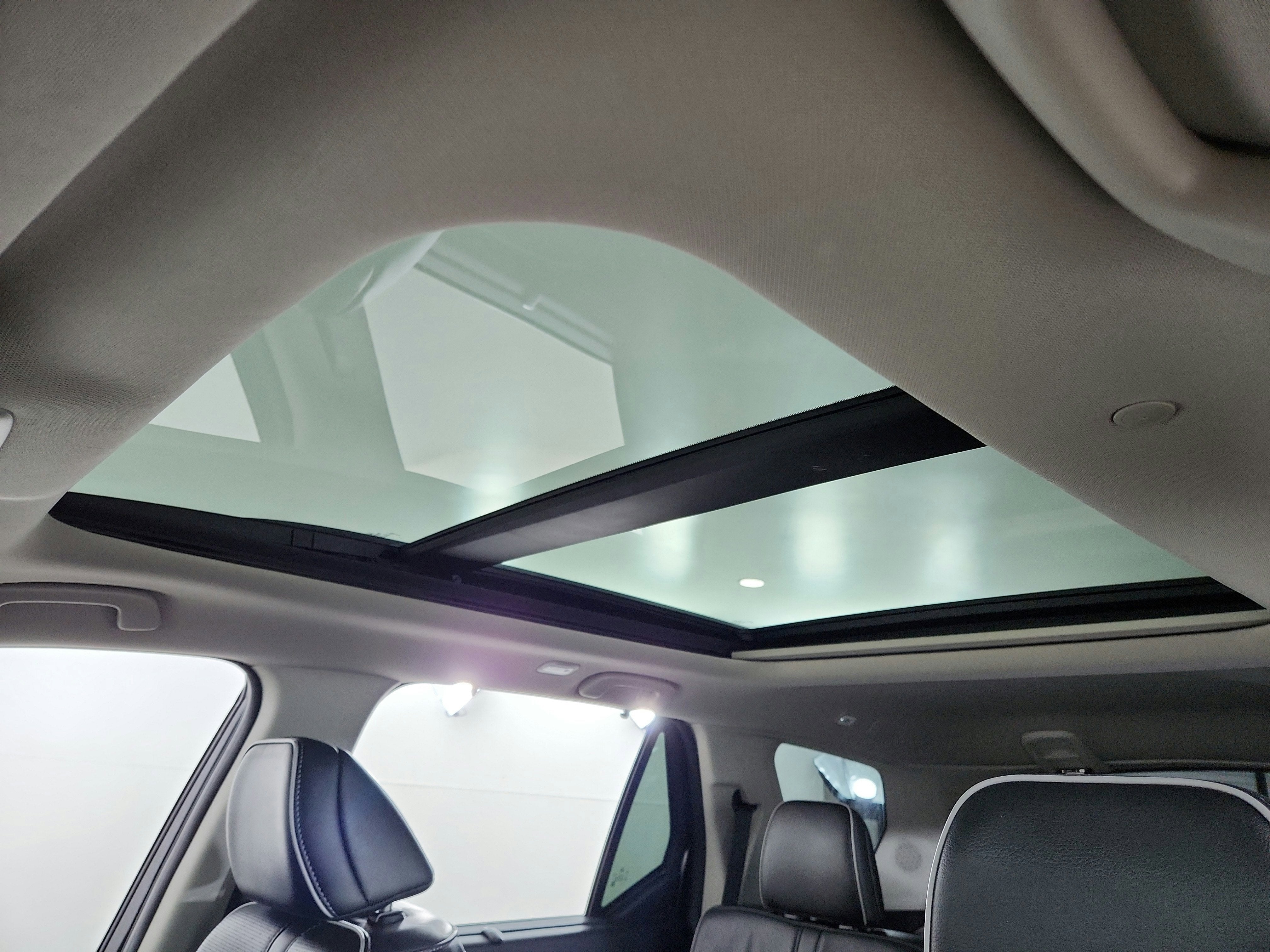 2023 Honda Pilot AWD Elite