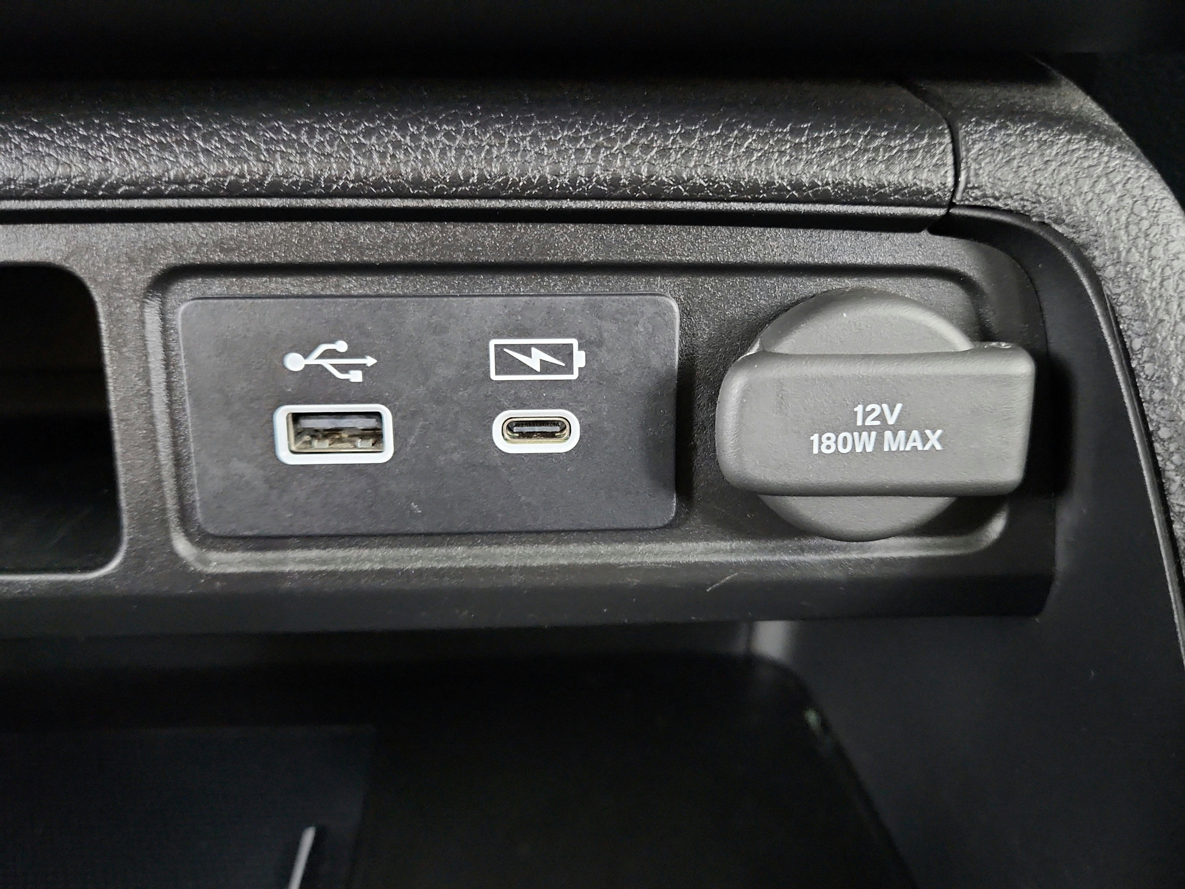 2023 Honda Pilot AWD Elite