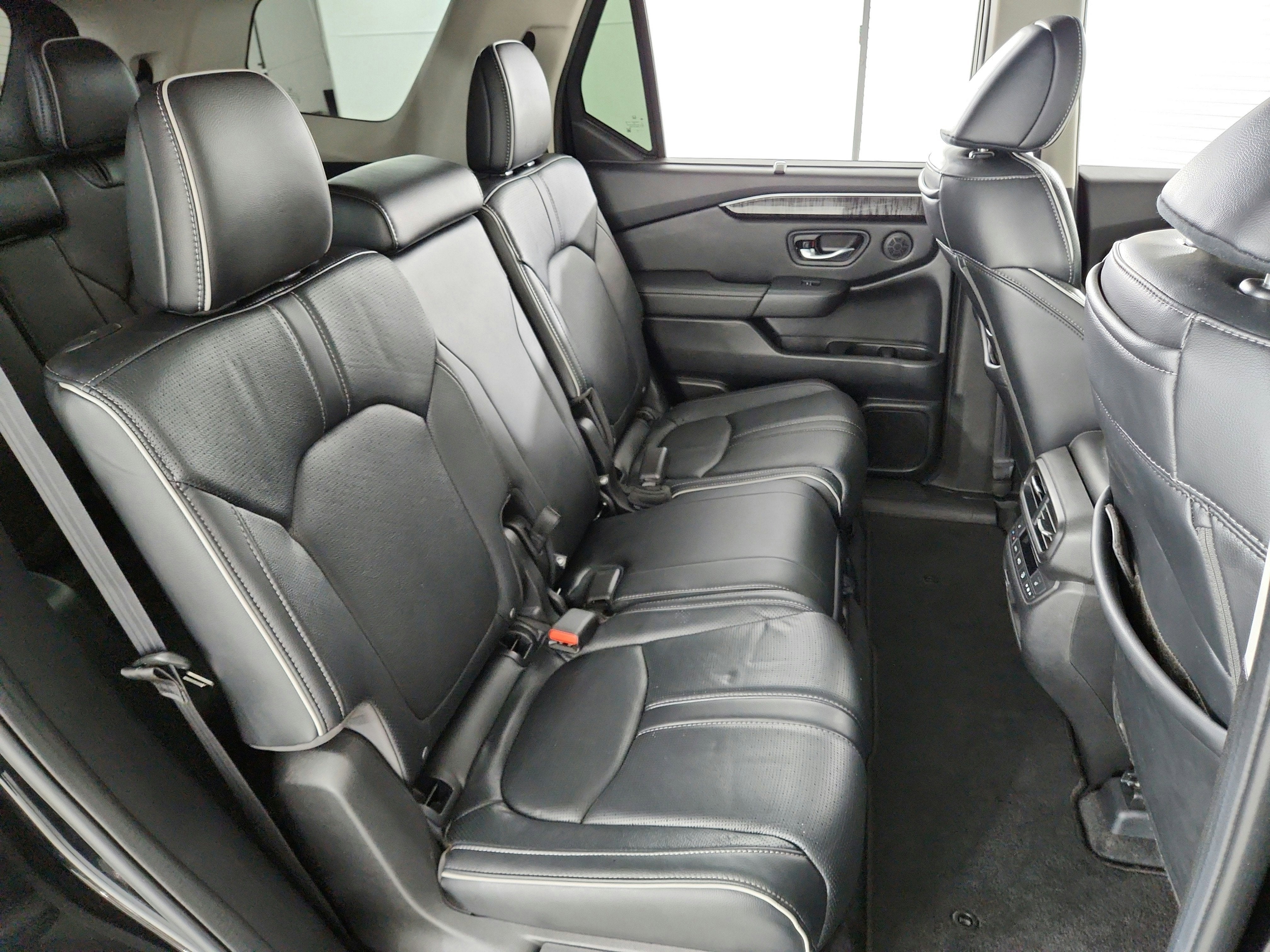 2023 Honda Pilot AWD Elite