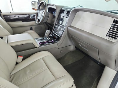 2017 Lincoln Navigator Select