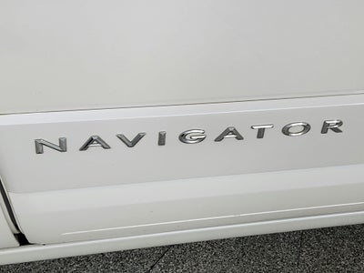 2017 Lincoln Navigator Select