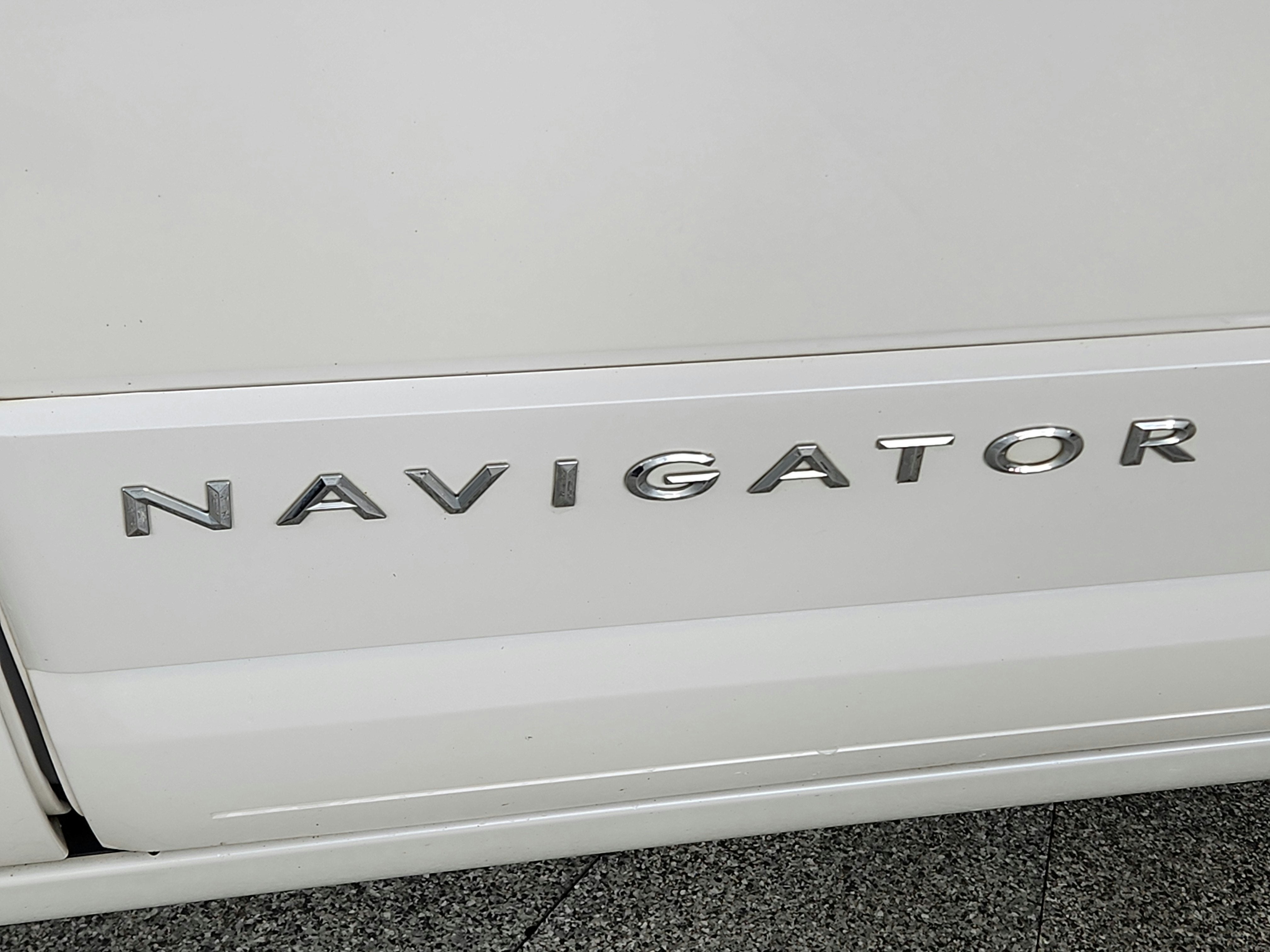 2017 Lincoln Navigator Select