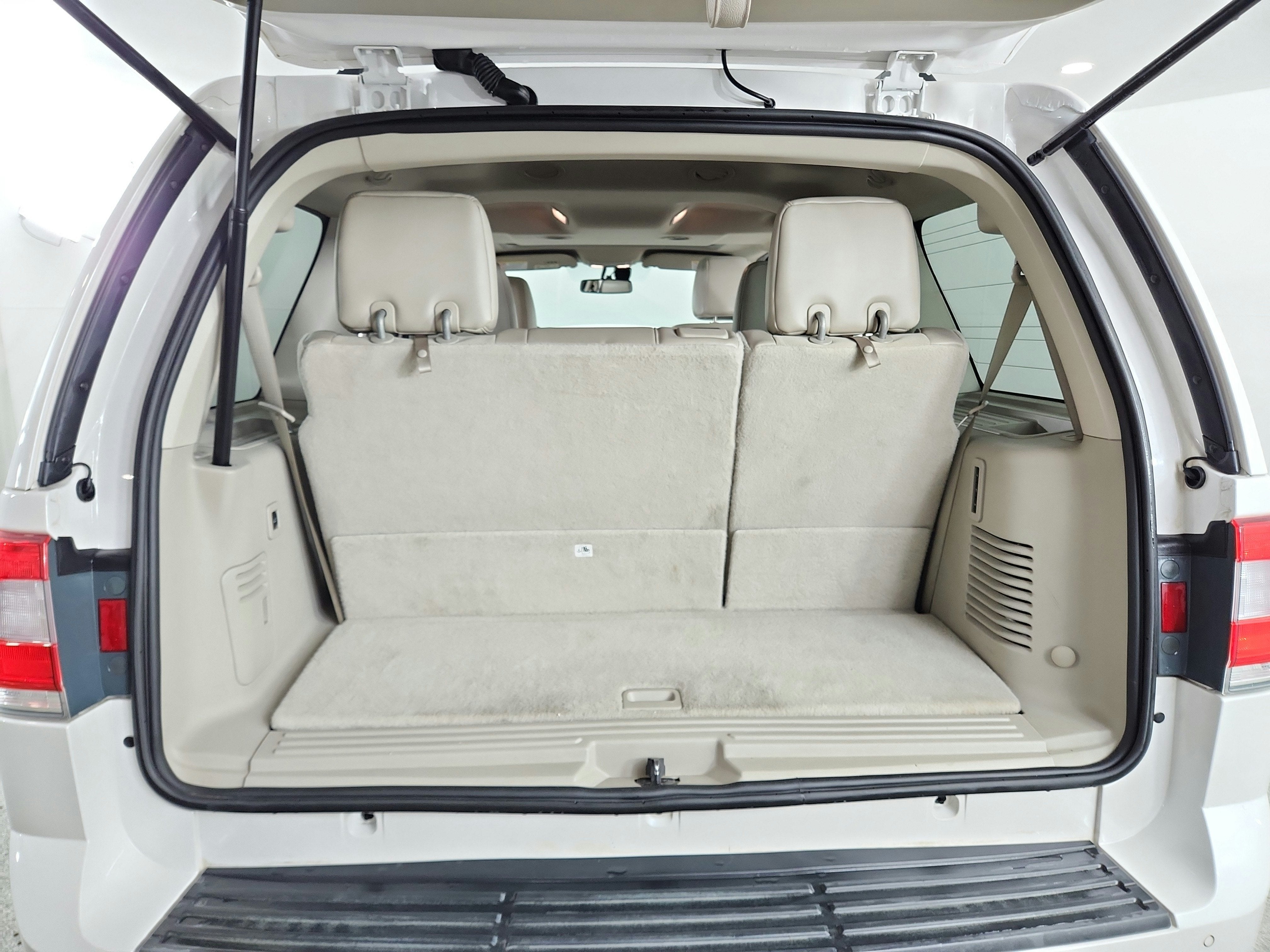2017 Lincoln Navigator Select