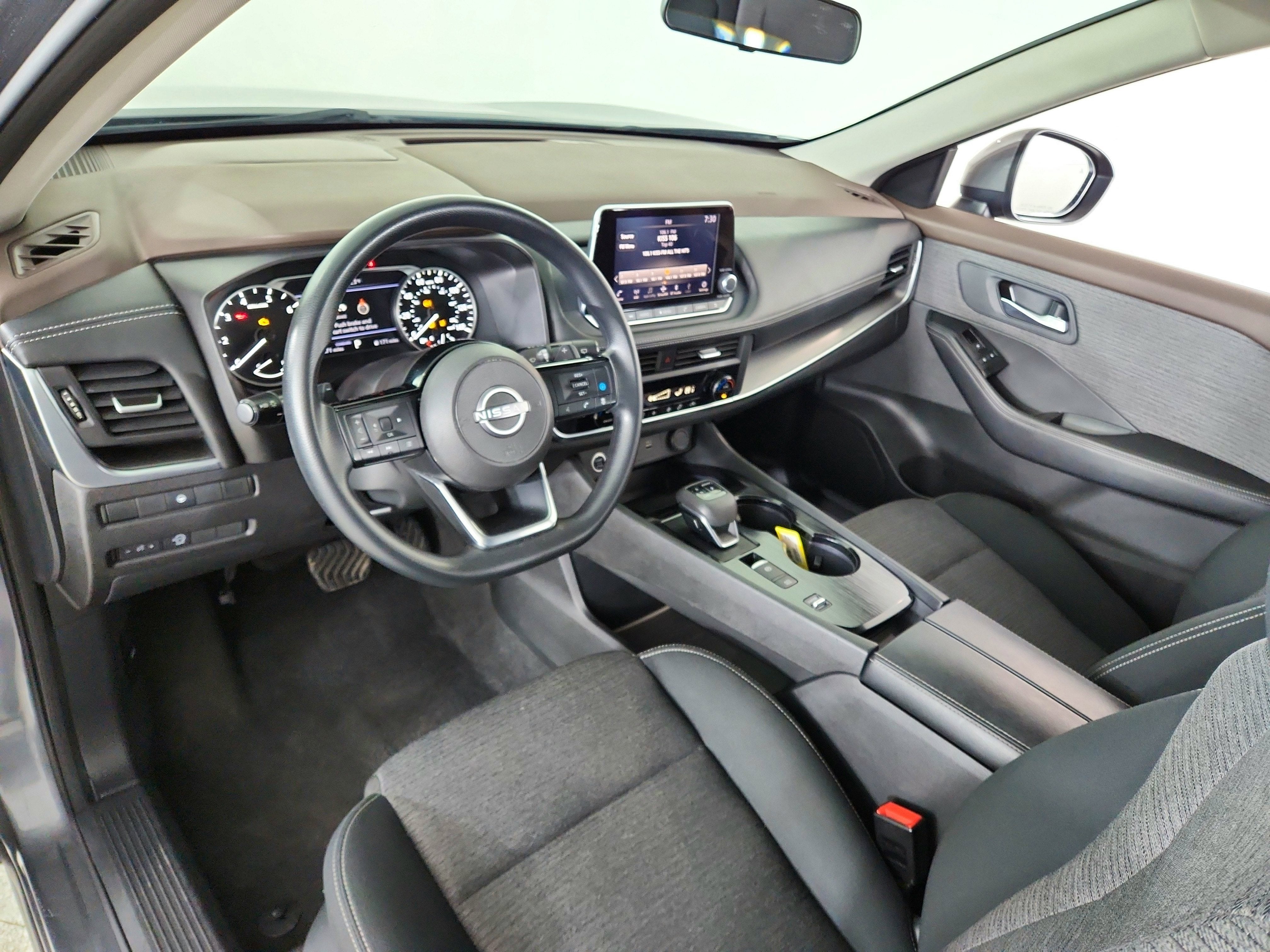 2023 Nissan Rogue SV FWD