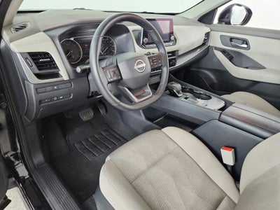 2025 Nissan Rogue SV FWD