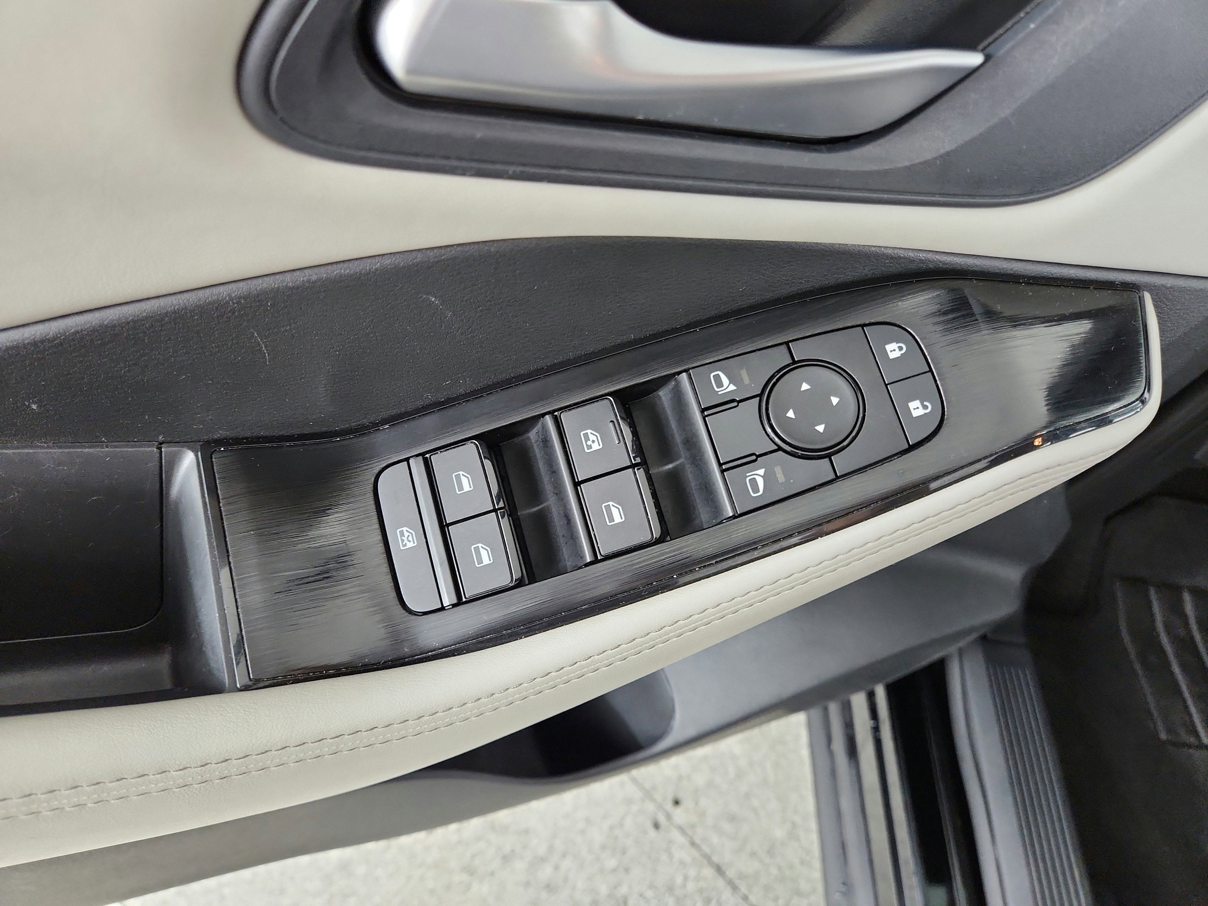 2025 Nissan Rogue SV FWD