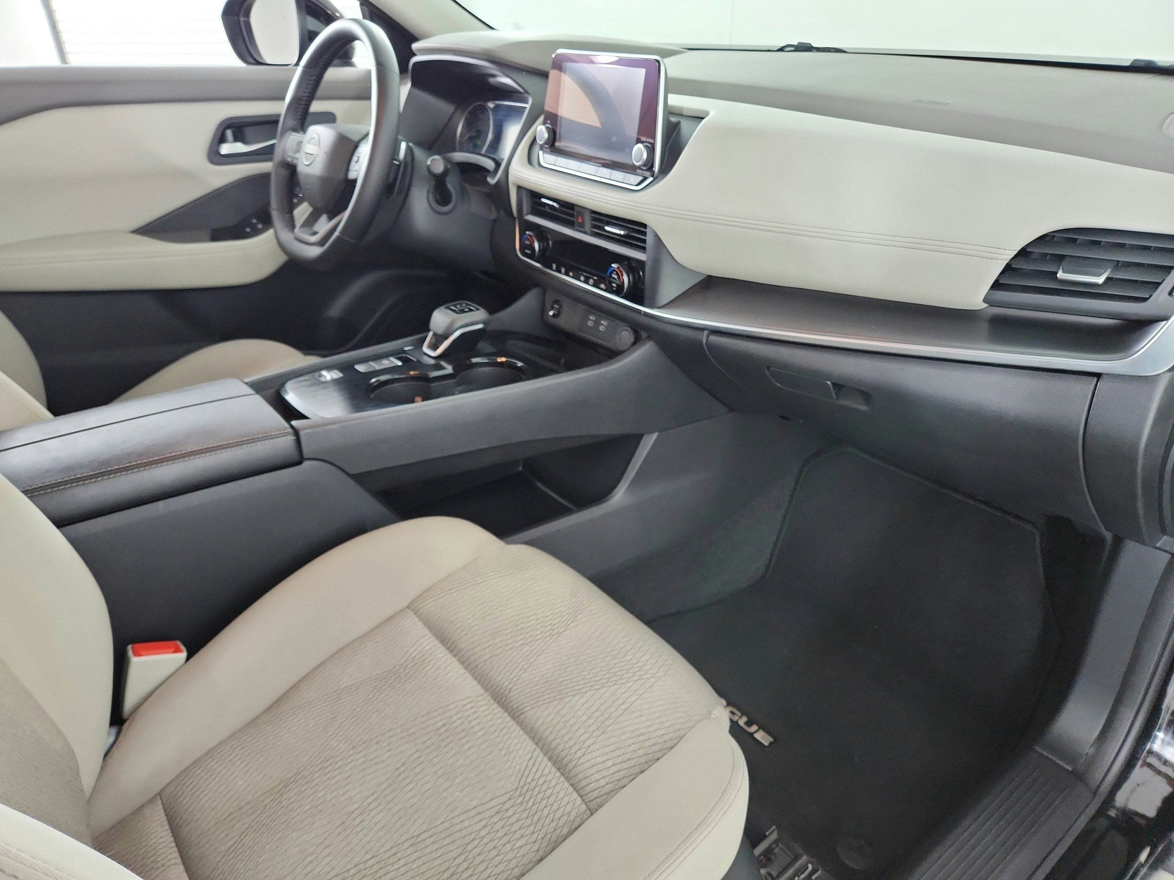 2025 Nissan Rogue SV FWD