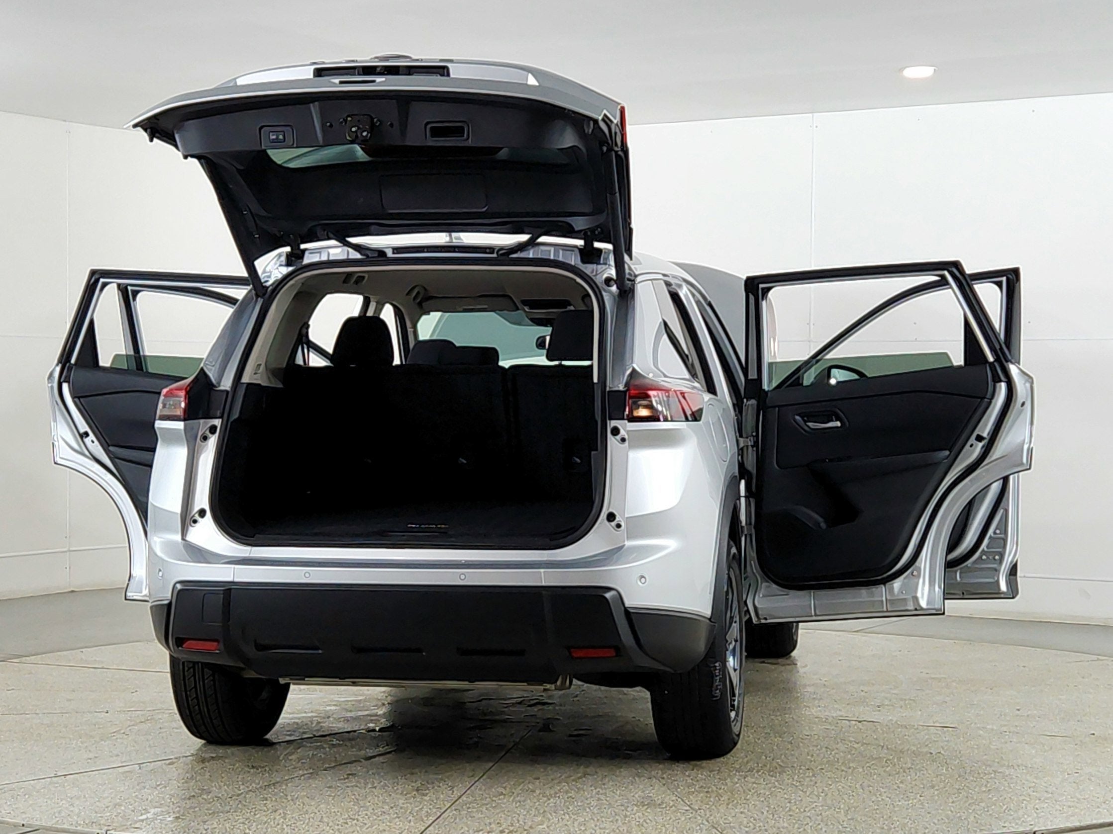 2025 Nissan Rogue SV FWD