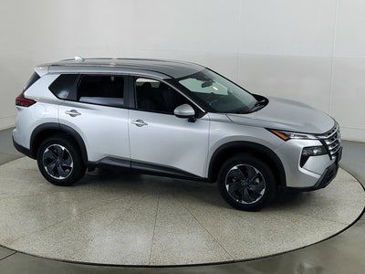2025 Nissan Rogue SV FWD
