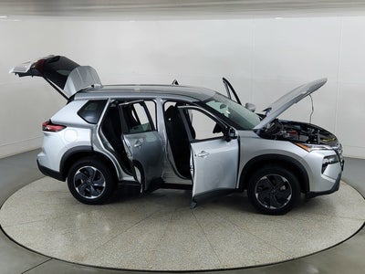 2025 Nissan Rogue SV FWD