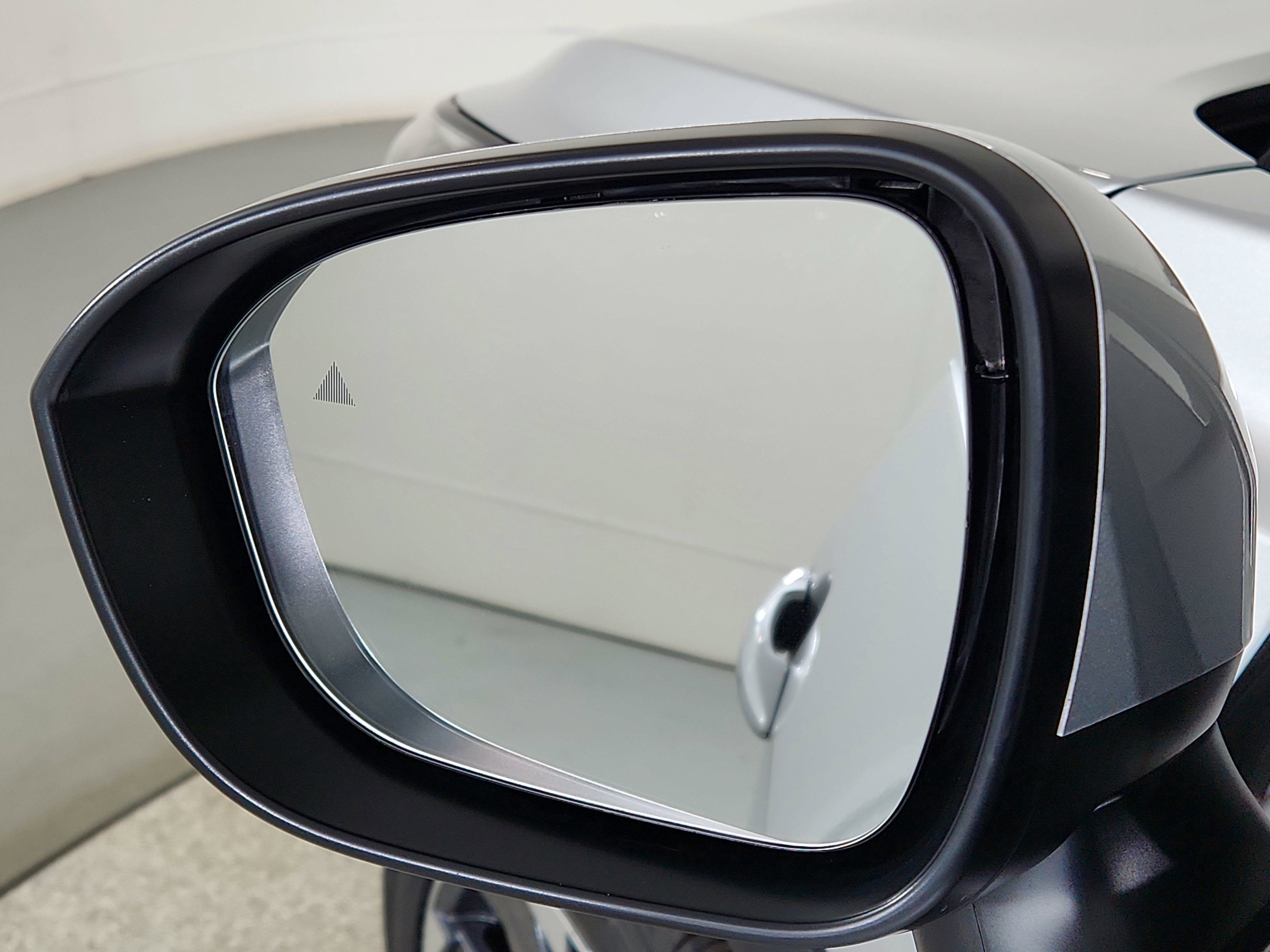 2025 Nissan Rogue SV FWD