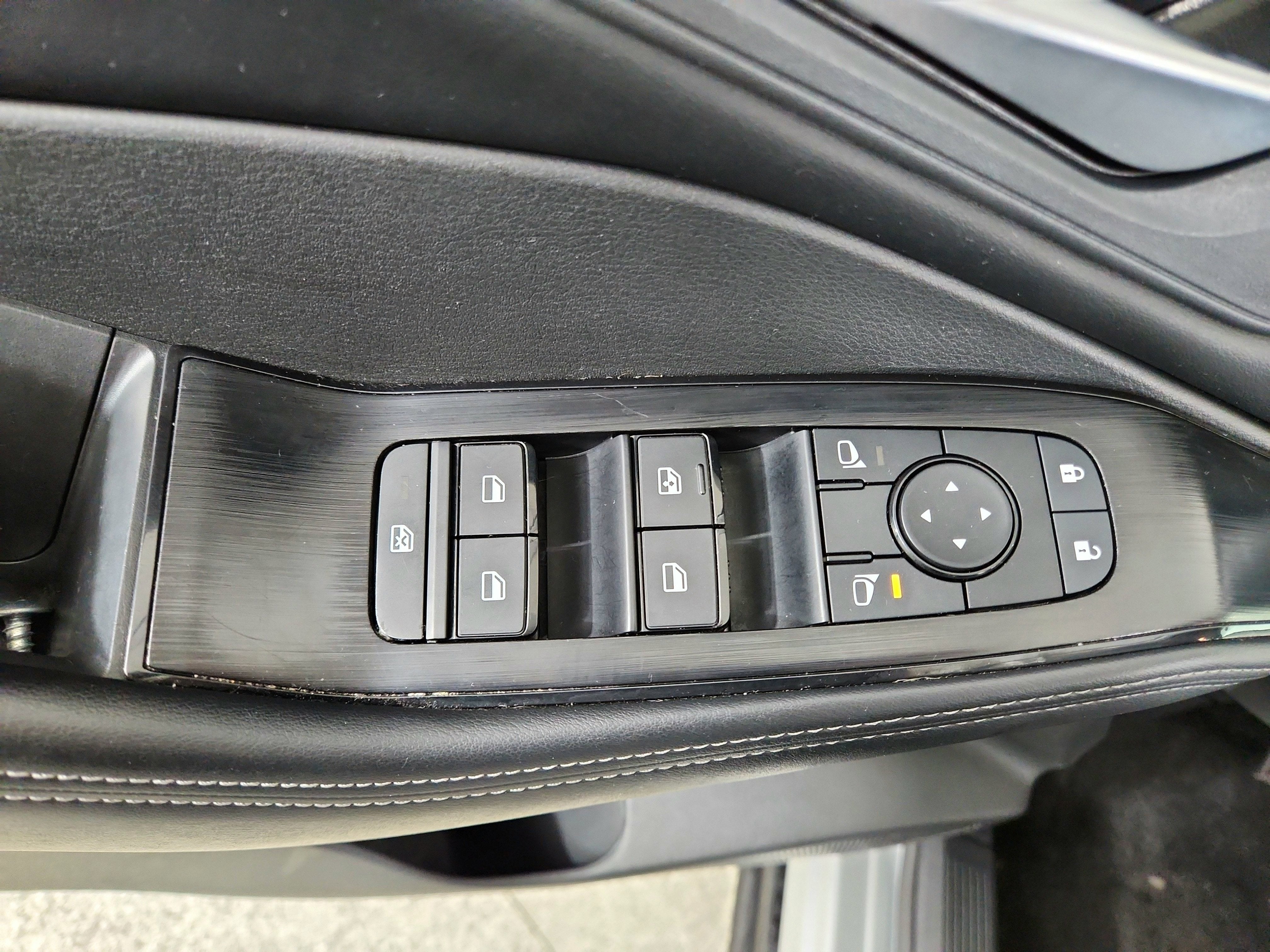 2025 Nissan Rogue SV FWD