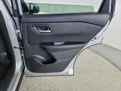 2025 Nissan Rogue SV FWD