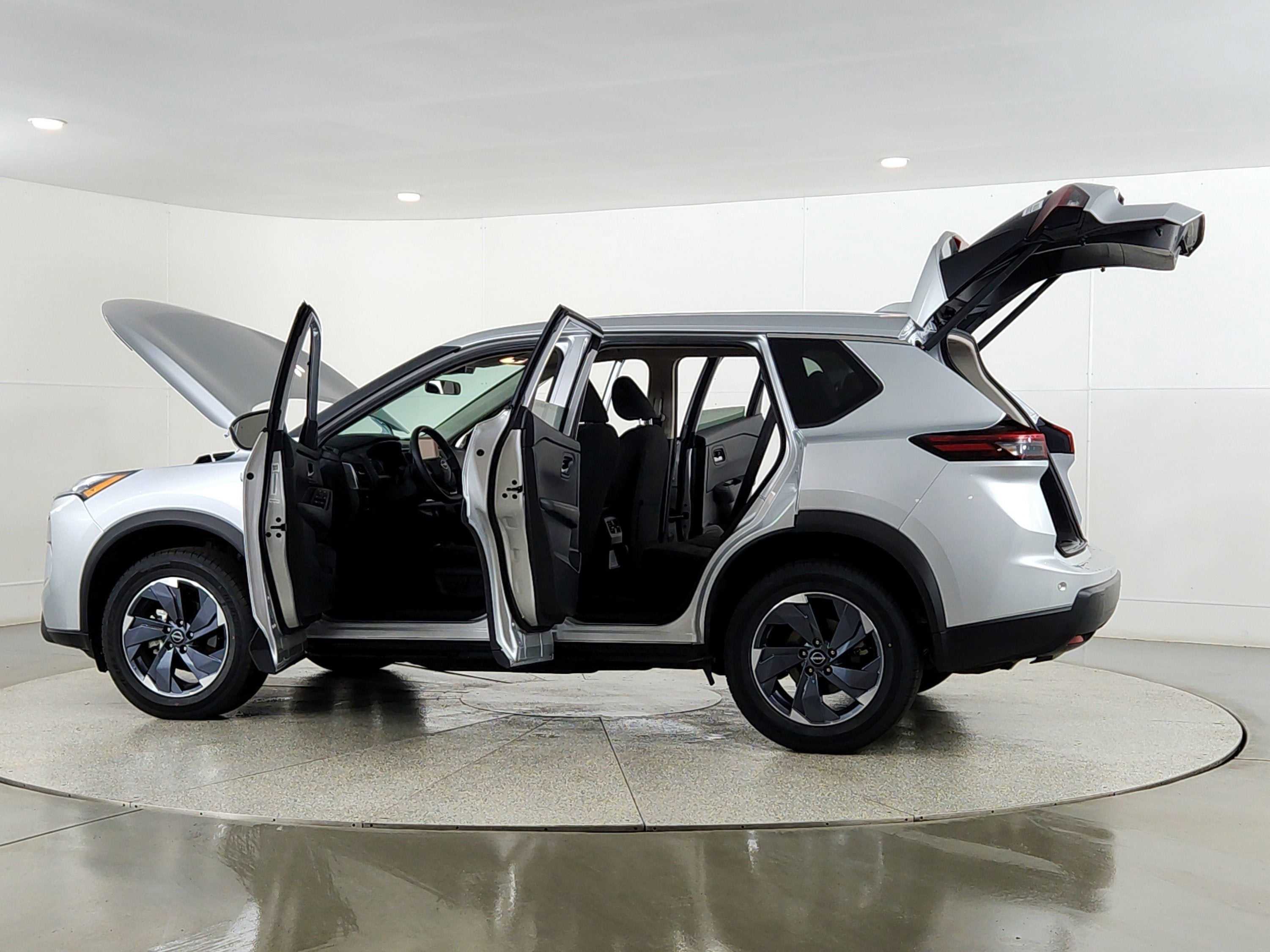 2025 Nissan Rogue SV FWD
