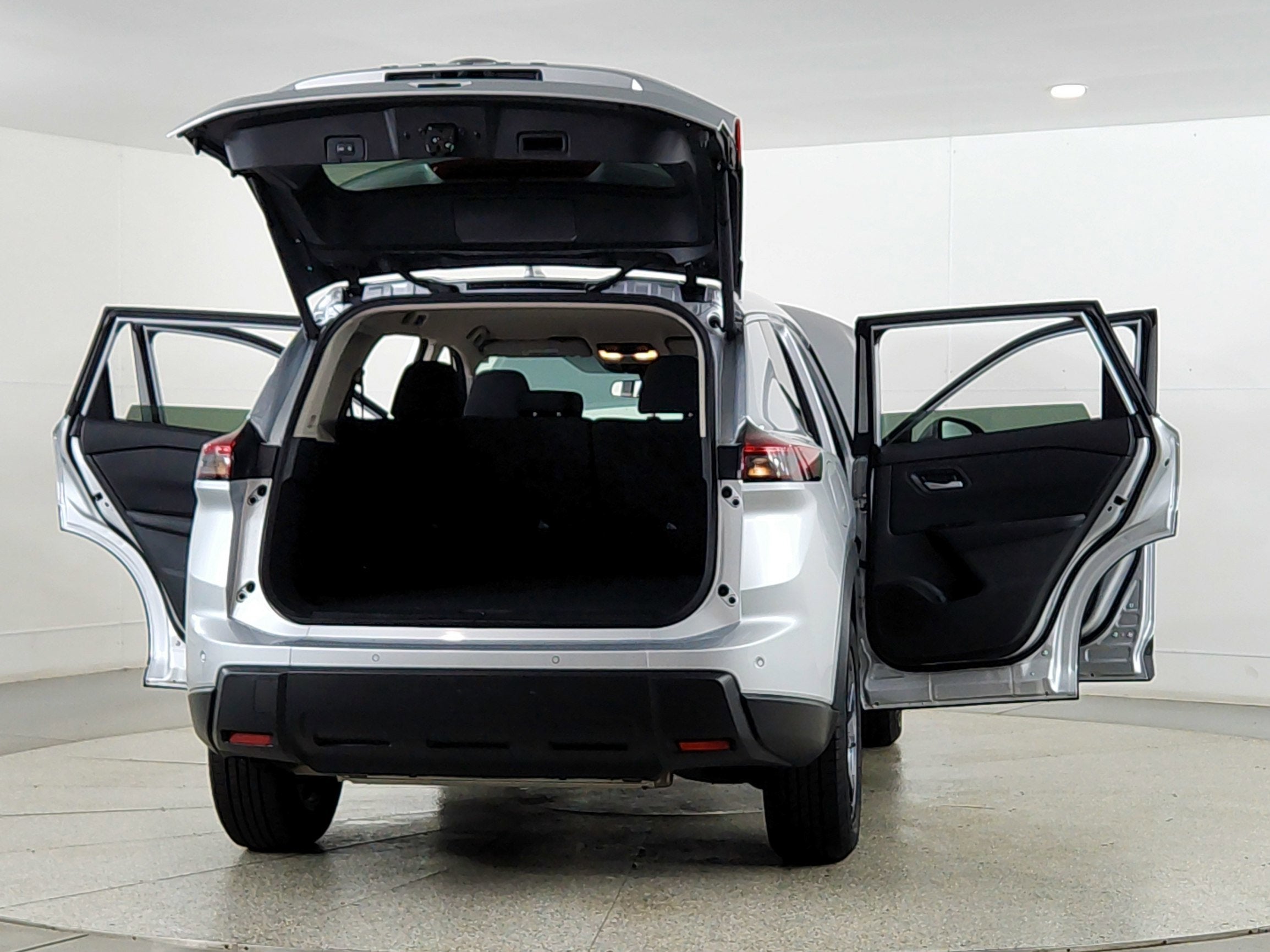 2025 Nissan Rogue SV FWD