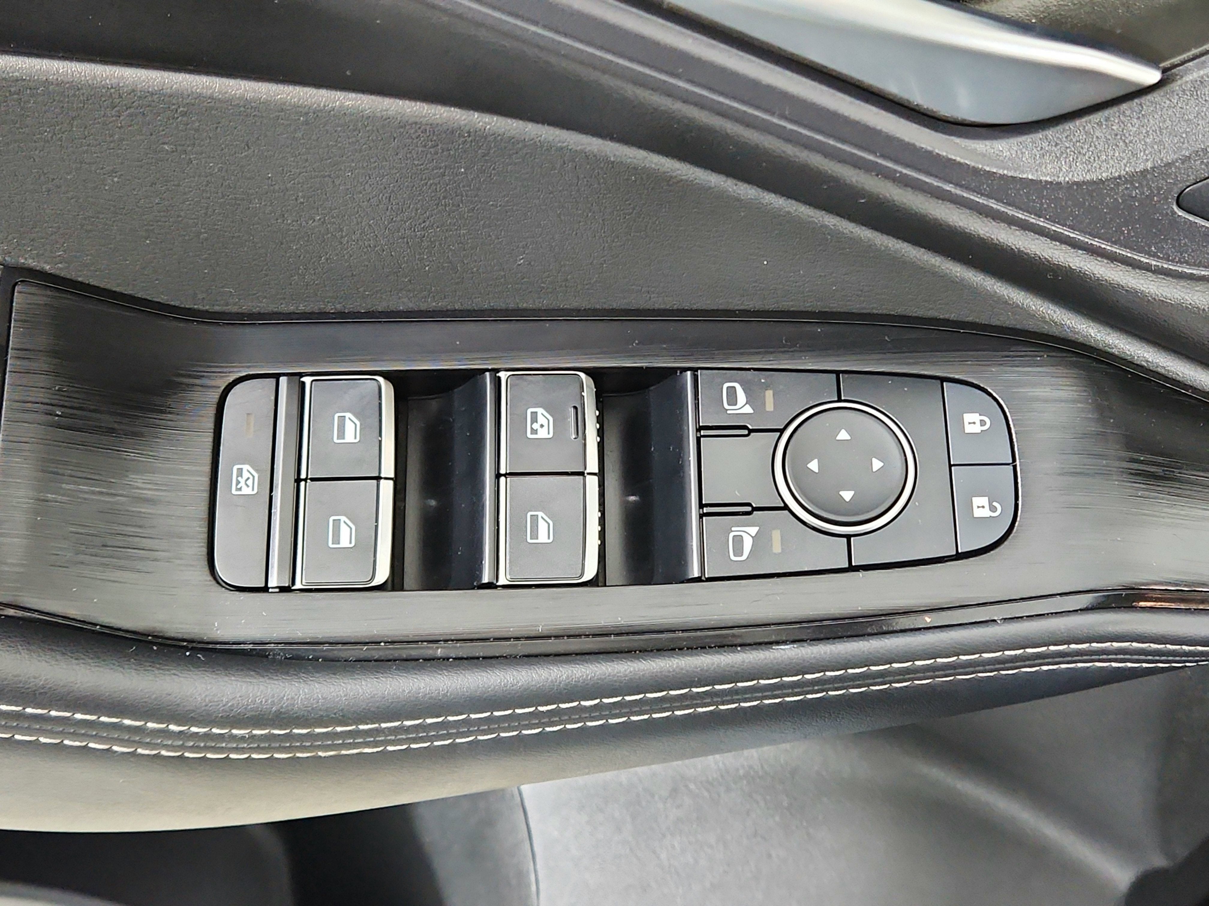 2023 Nissan Rogue SL FWD