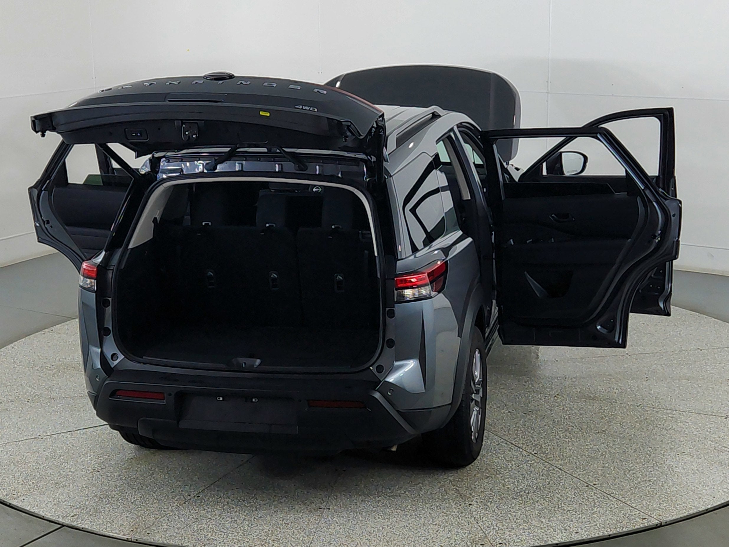 2025 Nissan Pathfinder SV 4WD