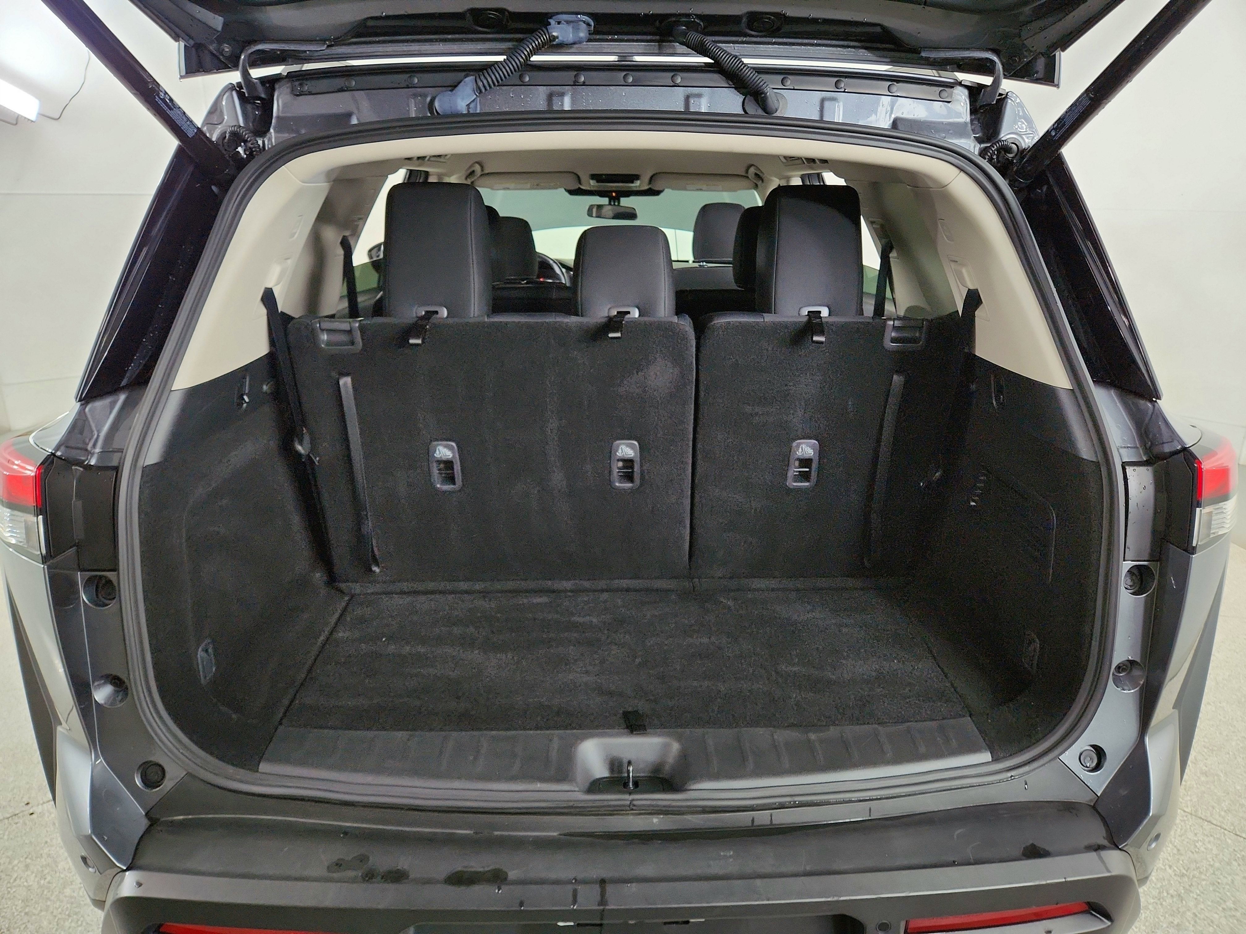 2025 Nissan Pathfinder SV 4WD