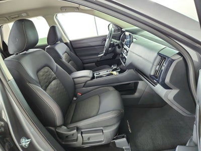 2025 Nissan Pathfinder SV 4WD