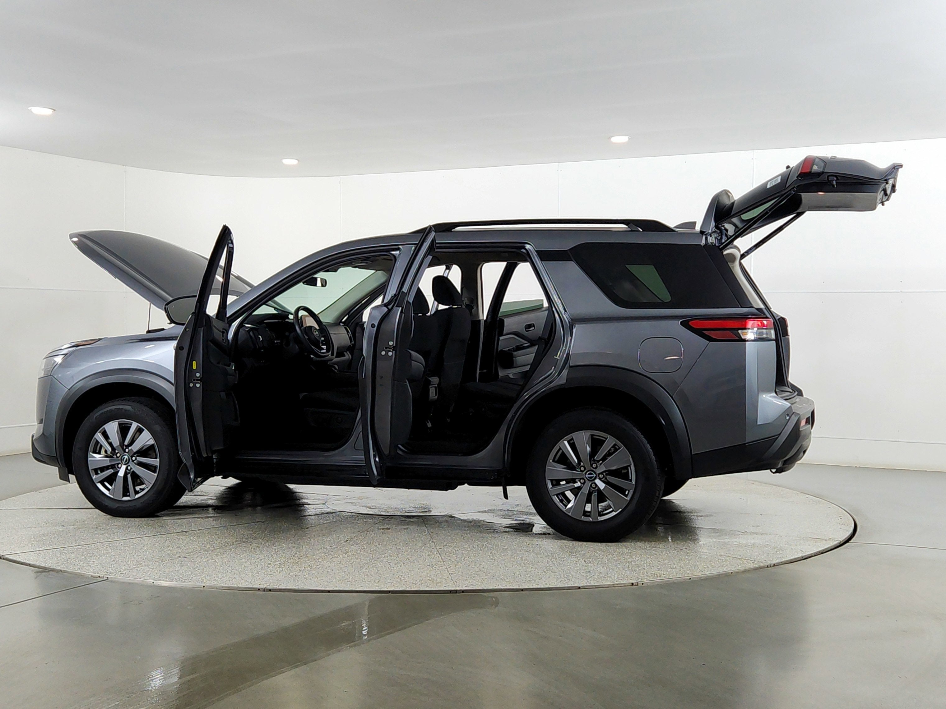 2025 Nissan Pathfinder SV 4WD