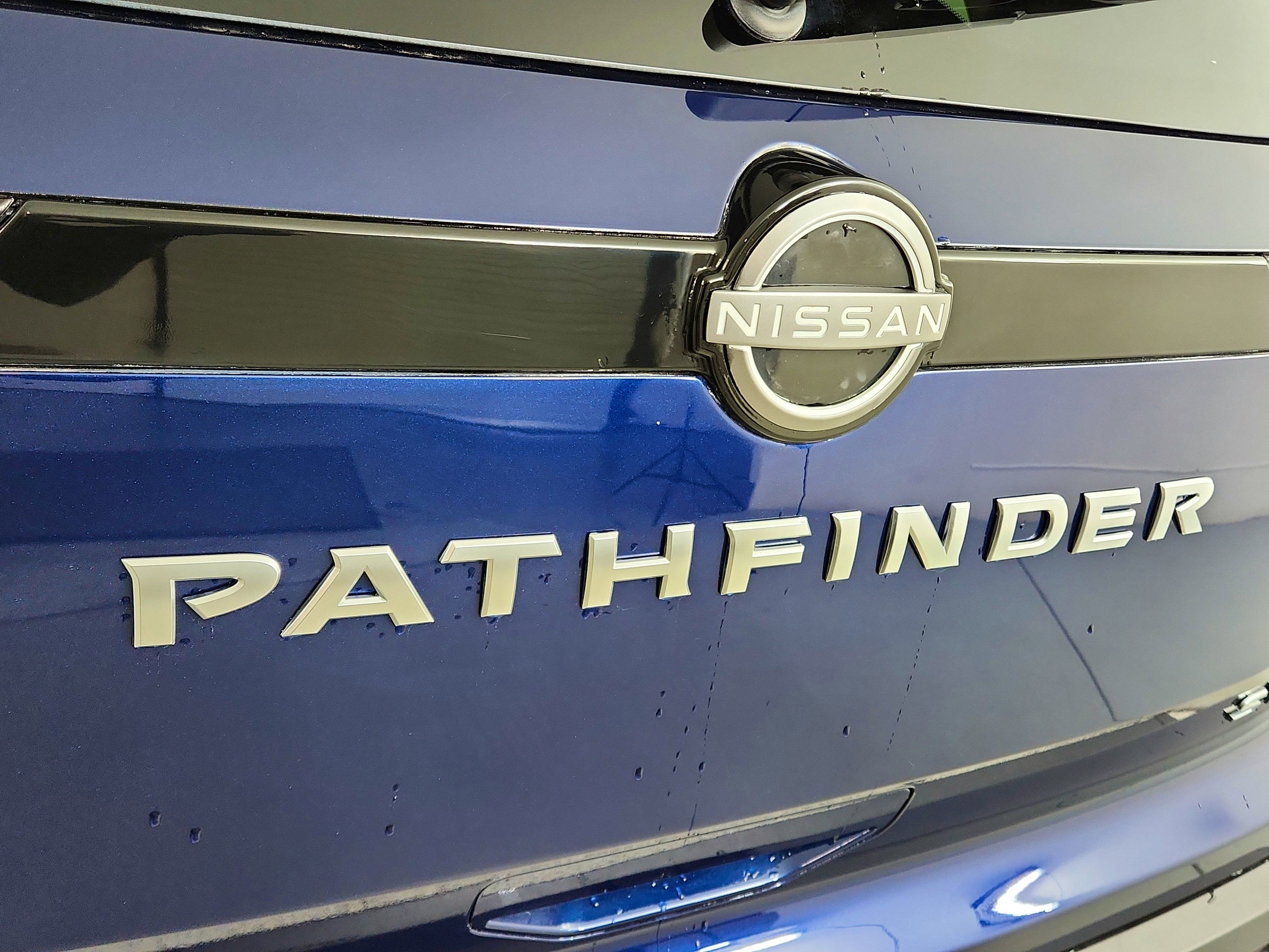 2023 Nissan Pathfinder SV 4WD